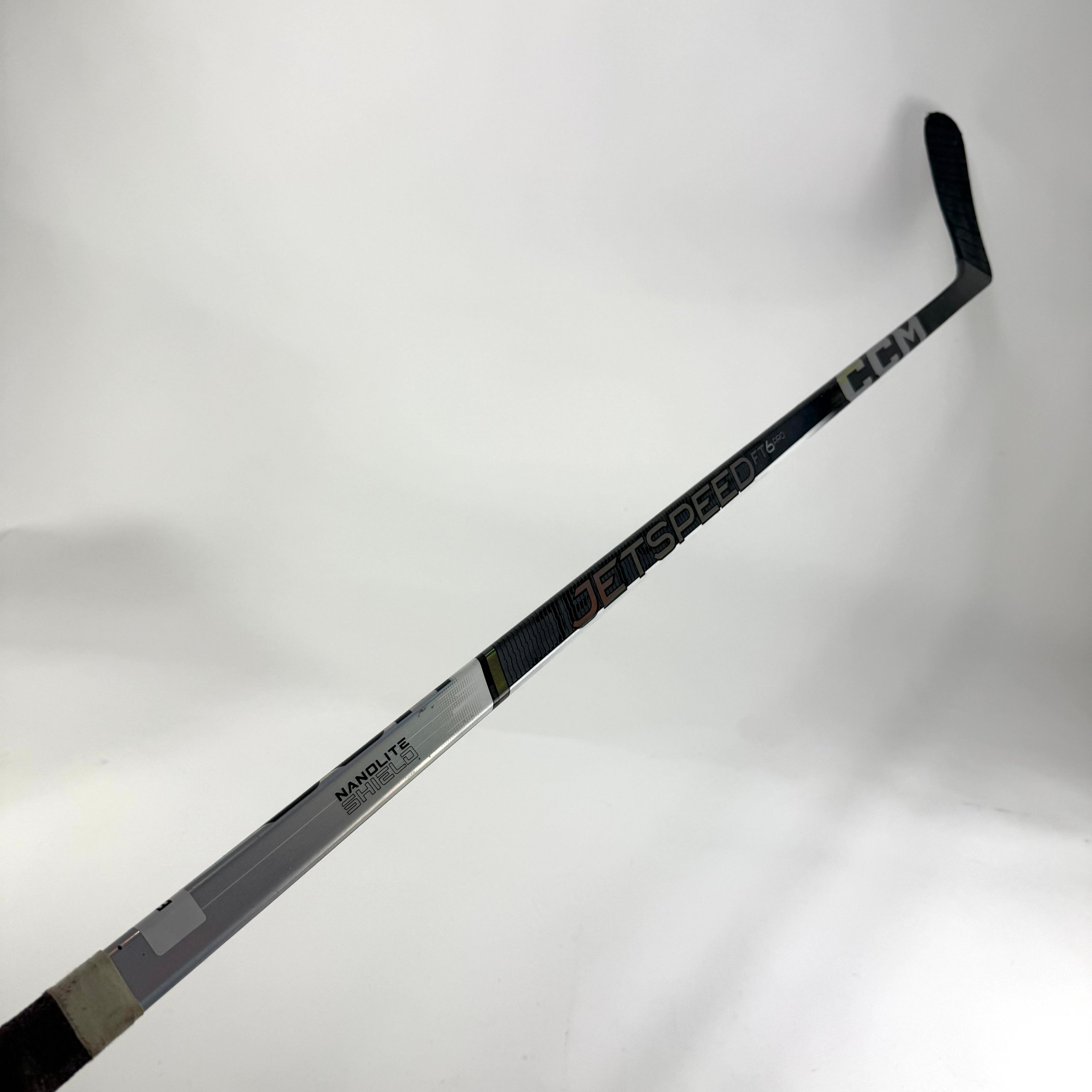 Used Left Chrome CCM Jetspeed FT6 Pro | 75 Flex P92M Curve Grip | E763 - Top Flight Hockey