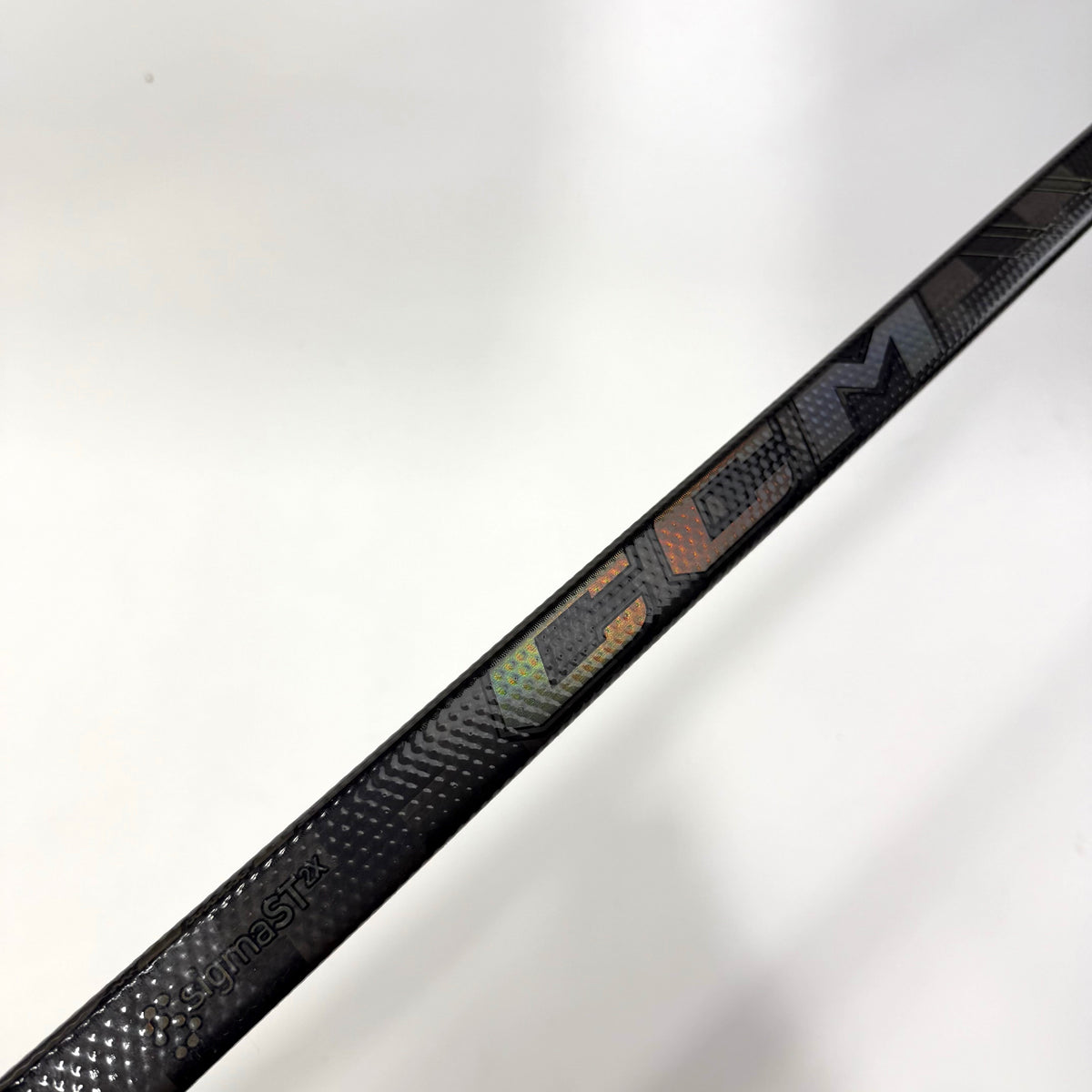 Used Right CCM Tacks XF Ghost | 85 Flex P28M Curve Grip | AB339 - Top Flight Hockey