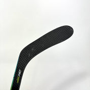 New Right Warrior Alpha DX | 100 Flex P28 Curve Grip | Ruticka | TBL413