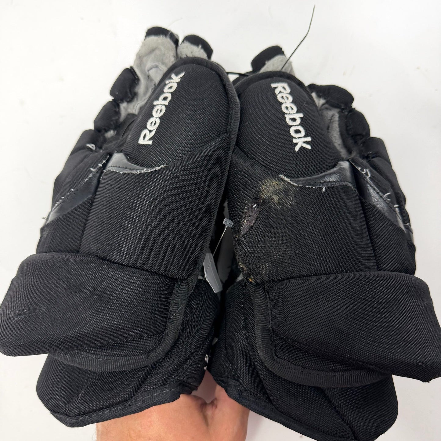 Used Black Reebok 11k Pro Gloves | 14" | AB508