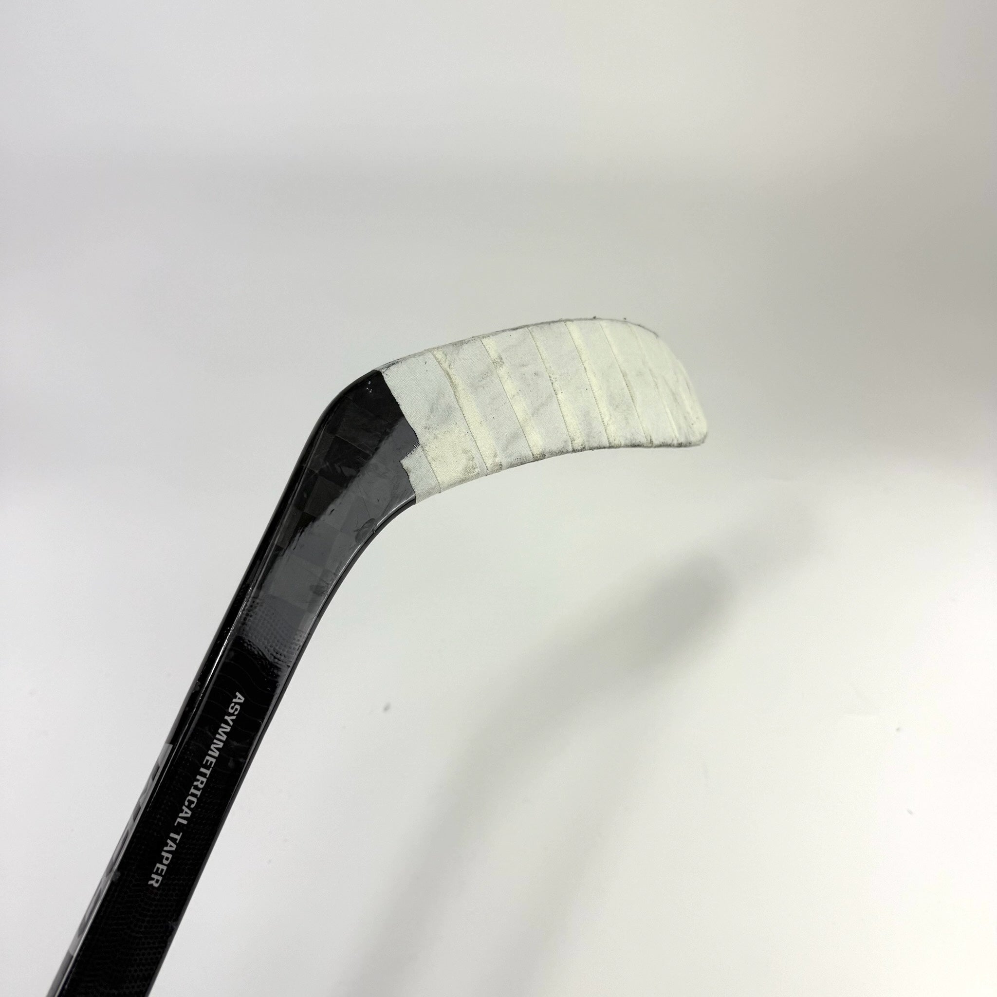 Used Left CCM Ribcor Trigger 8 Pro | 85 Flex Kucherov Pro Curve Grip | F355 - Top Flight Hockey