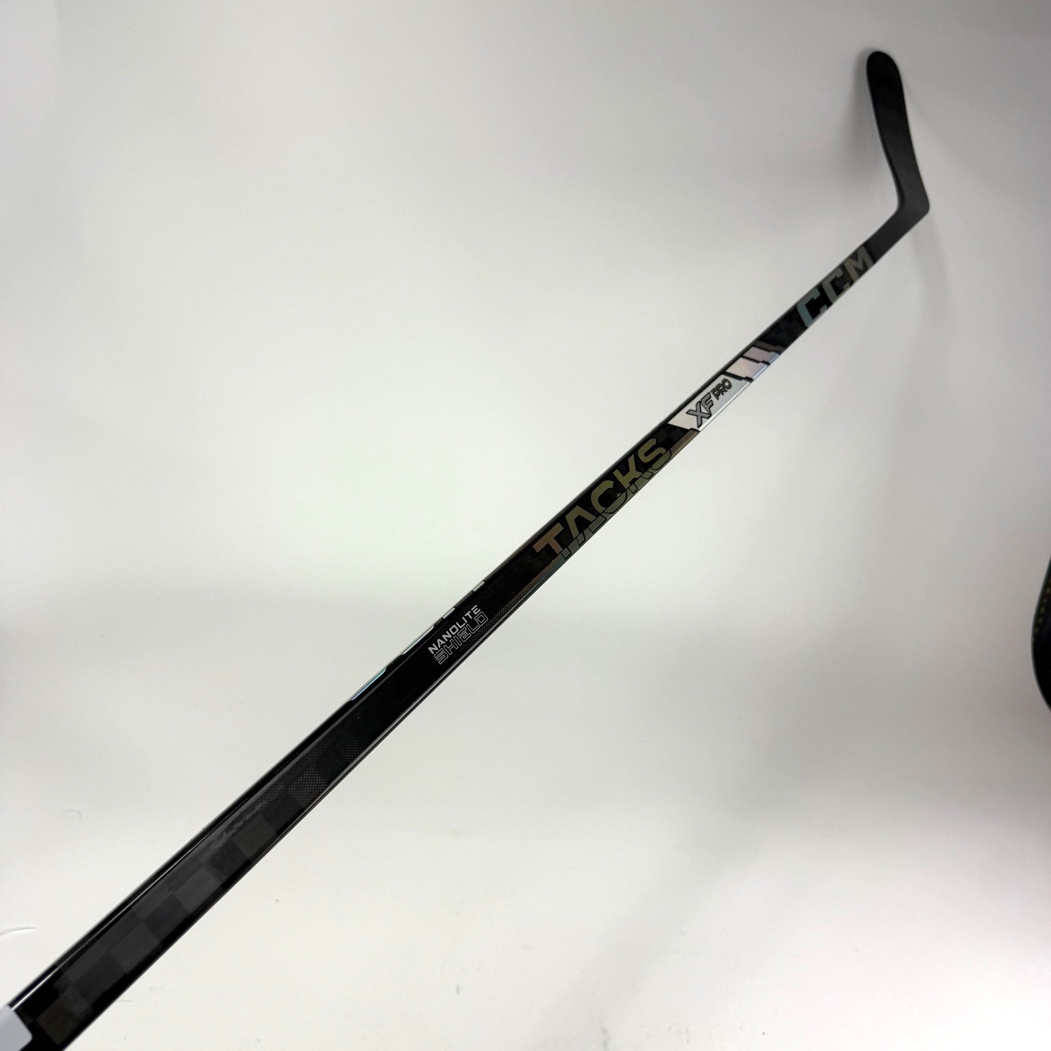 New Left CCM Tacks XF Pro | 90 Flex P92M Curve Grip | Nate Schmidt | J475 - Top Flight Hockey