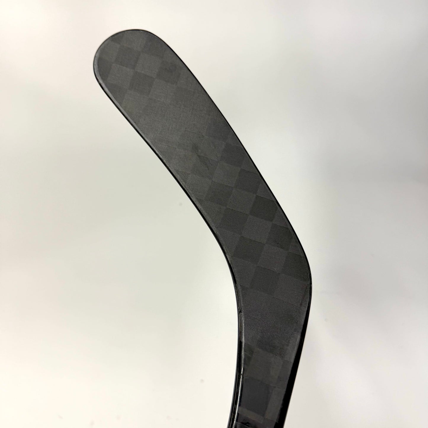 Used Left Blue/Gold Bauer Nexus Tracer | 82 Flex Oates Pro Curve Grip | AB645