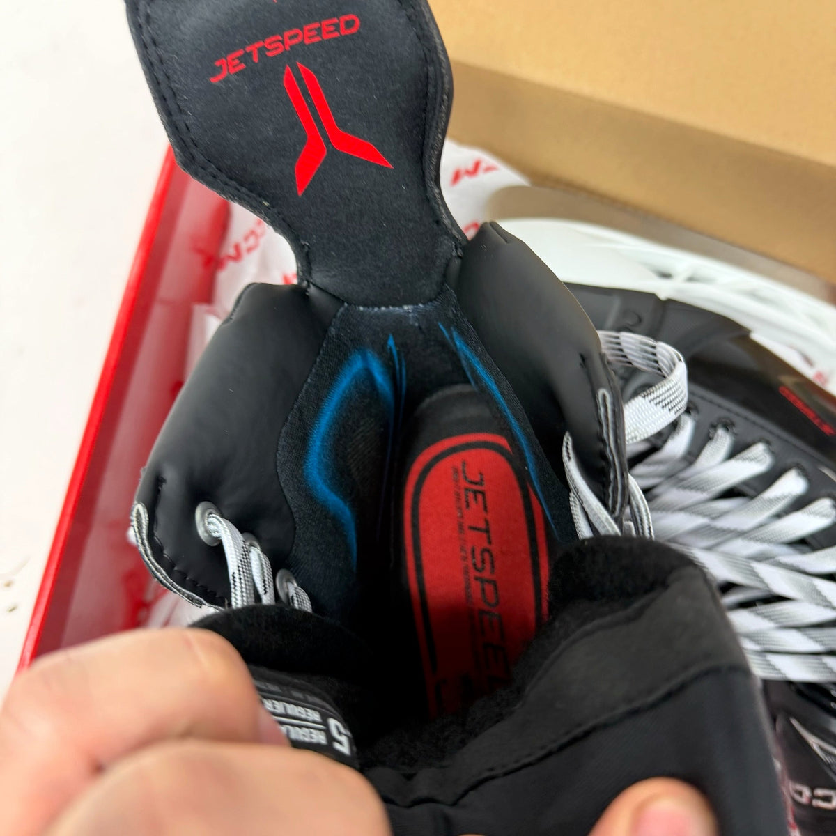 New CCM Jetspeed FT890 Skates | 7.5 R | AB106 - Top Flight Hockey