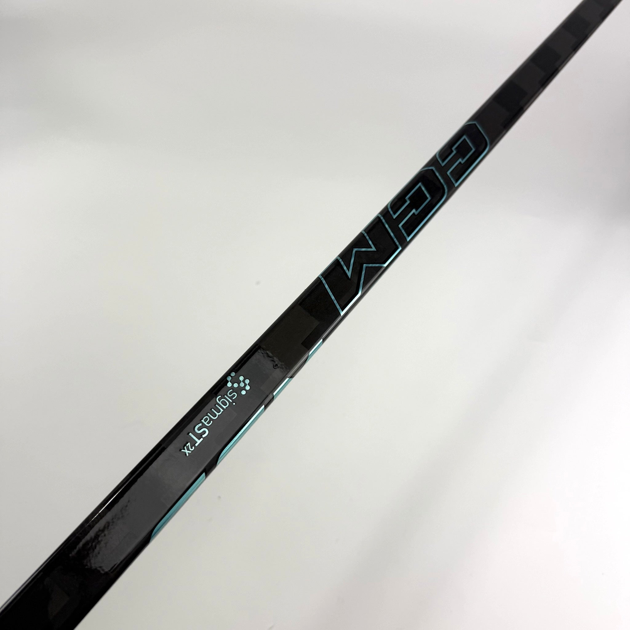 Unreleased - New Left CCM Vizion 2 Proto | 70 Flex P28M Curve Grip | F428