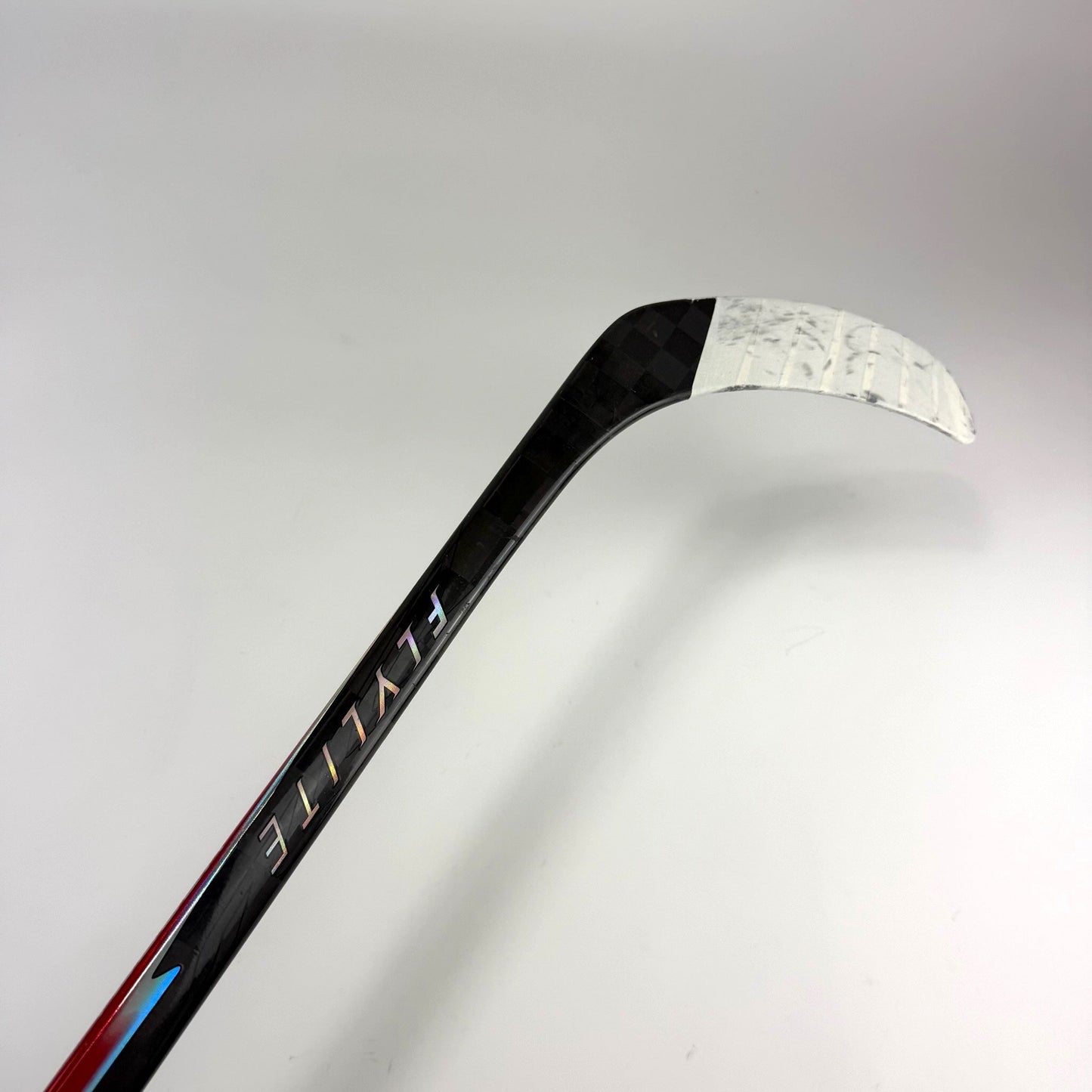 Used Left Red Bauer Flylite | 77 Flex P92 Curve Grip | J568