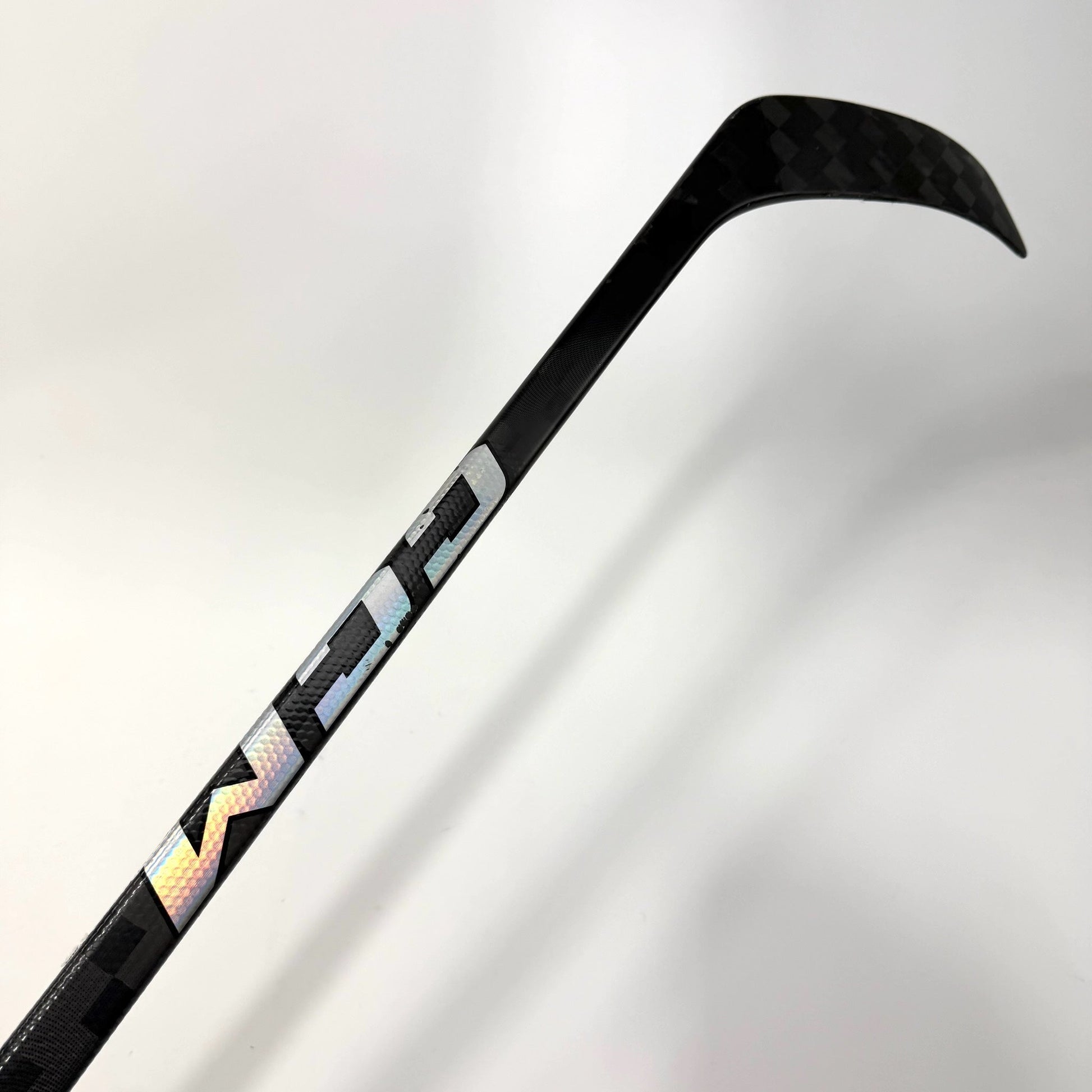Used Left Black CCM Jetspeed FT8 Pro | 75 Flex P28M Curve Grip | AB981 - Top Flight Hockey
