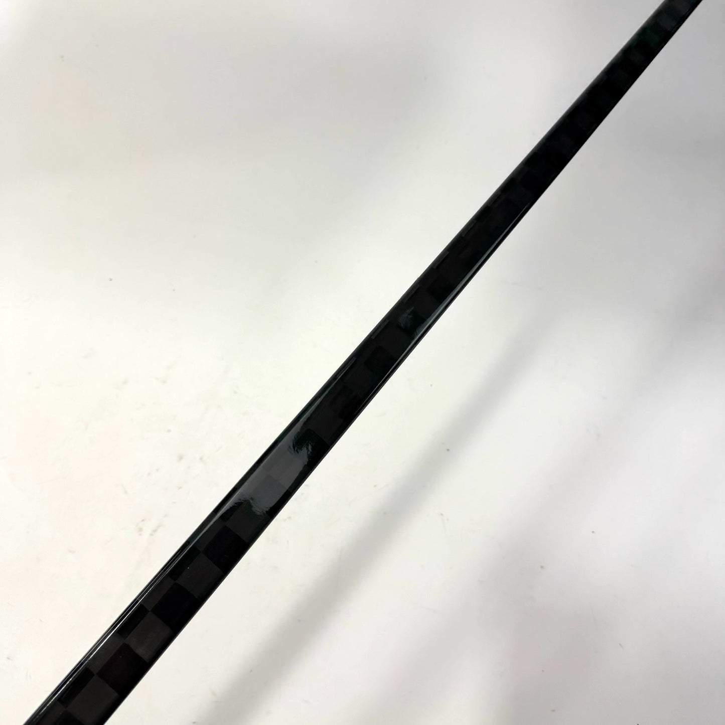 New Right HSM Pro Blackout Extra Lite | 75 Flex P28 Curve Grip | AB428