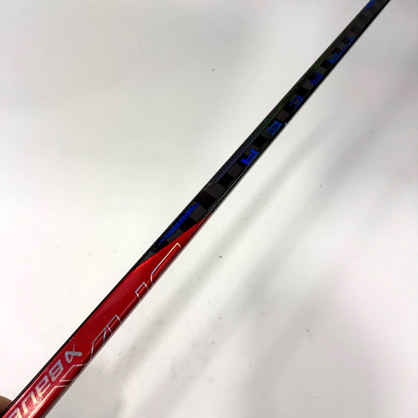 Used Left Blue/Red Bauer Nexus Tracer | 55 Flex P88 Curve Grip | AB692