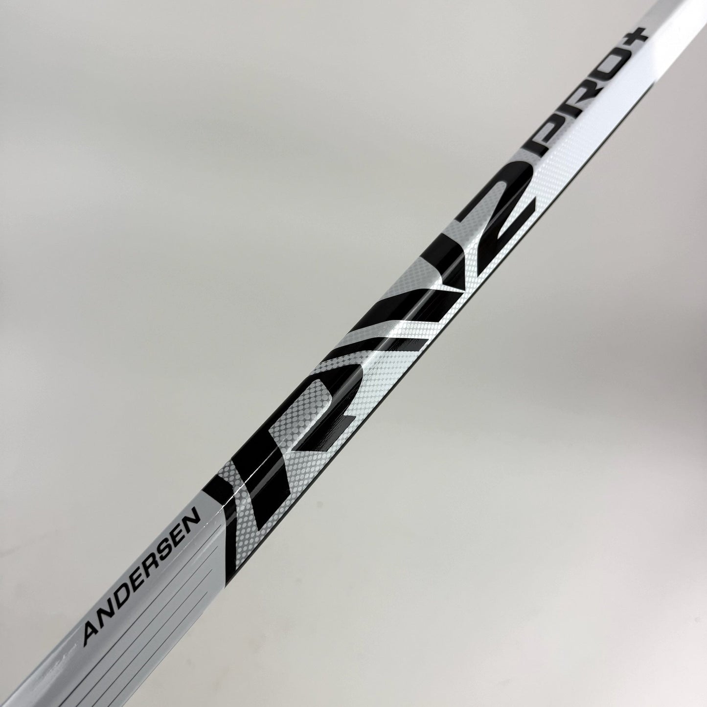 New Regular White/Red Warrior Ritual V2 Pro + Goalie Stick | 26" Paddle Heel Curve | Andersen | R306