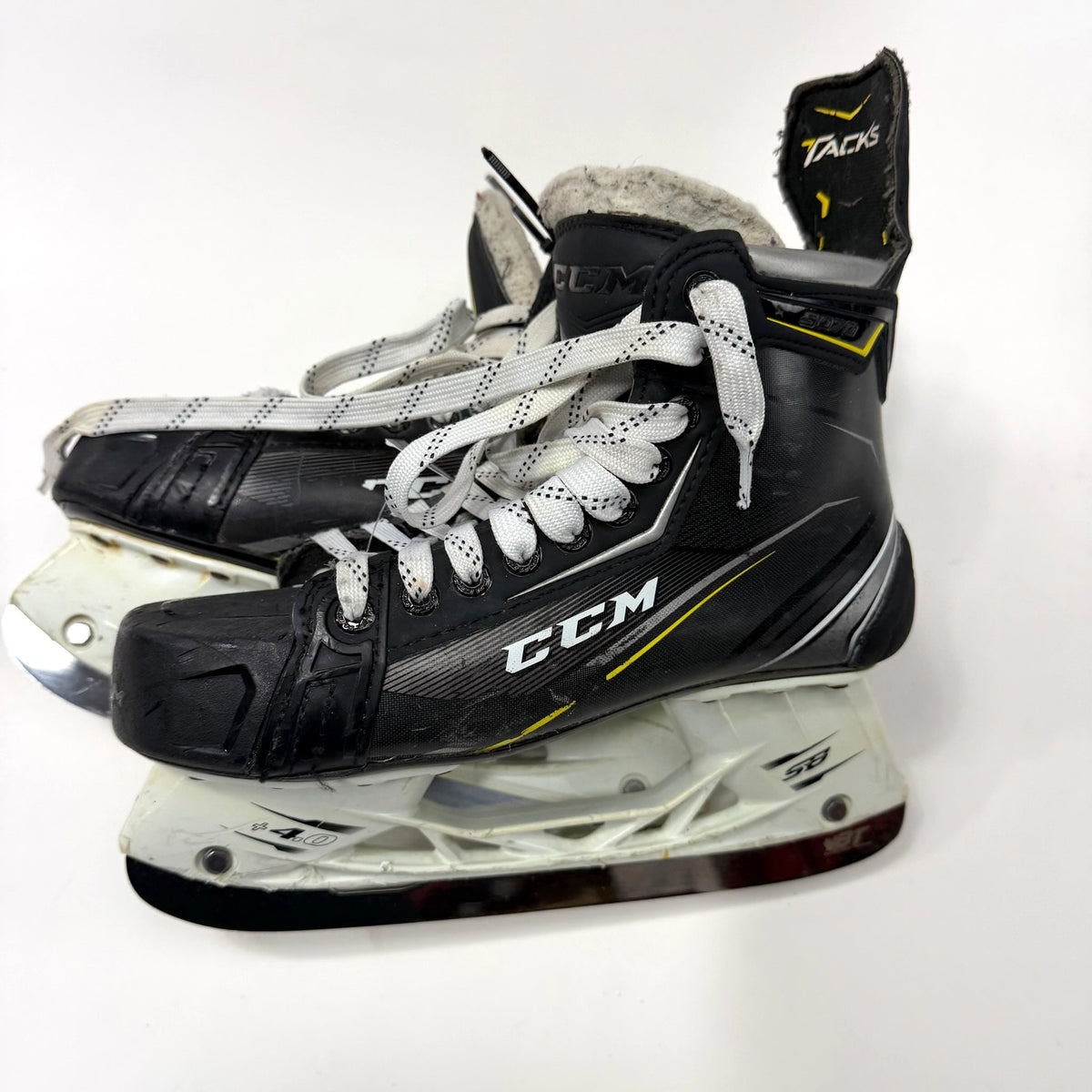Used CCM Tacks 9070 Skates | Size 7.5 | AB158 - Top Flight Hockey