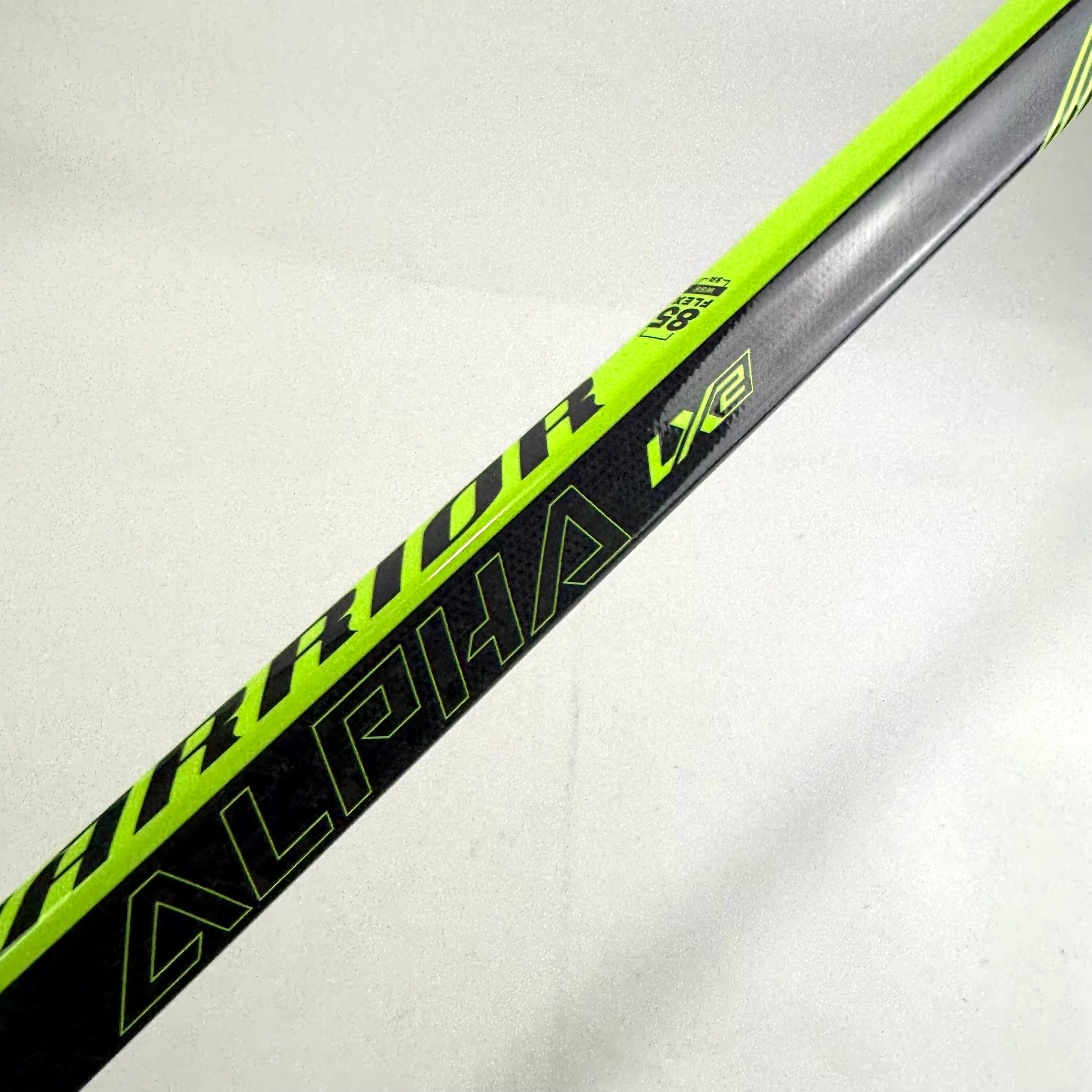 New Right Warrior Alpha LX2 | 85 Flex W88 Curve Grip | E639 - Top Flight Hockey