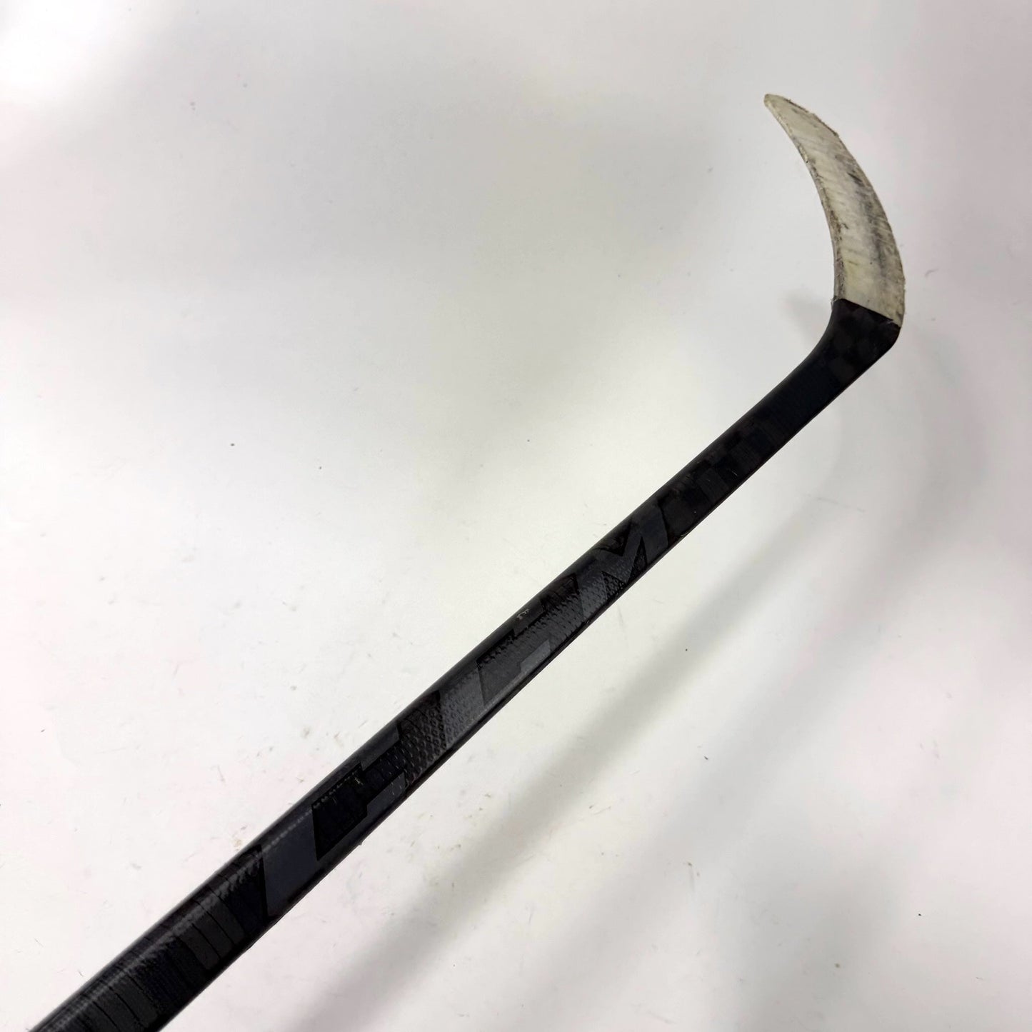 Used Right CCM Ribcor Trigger 6 Pro | 70 Flex P88 Curve Grip | A192