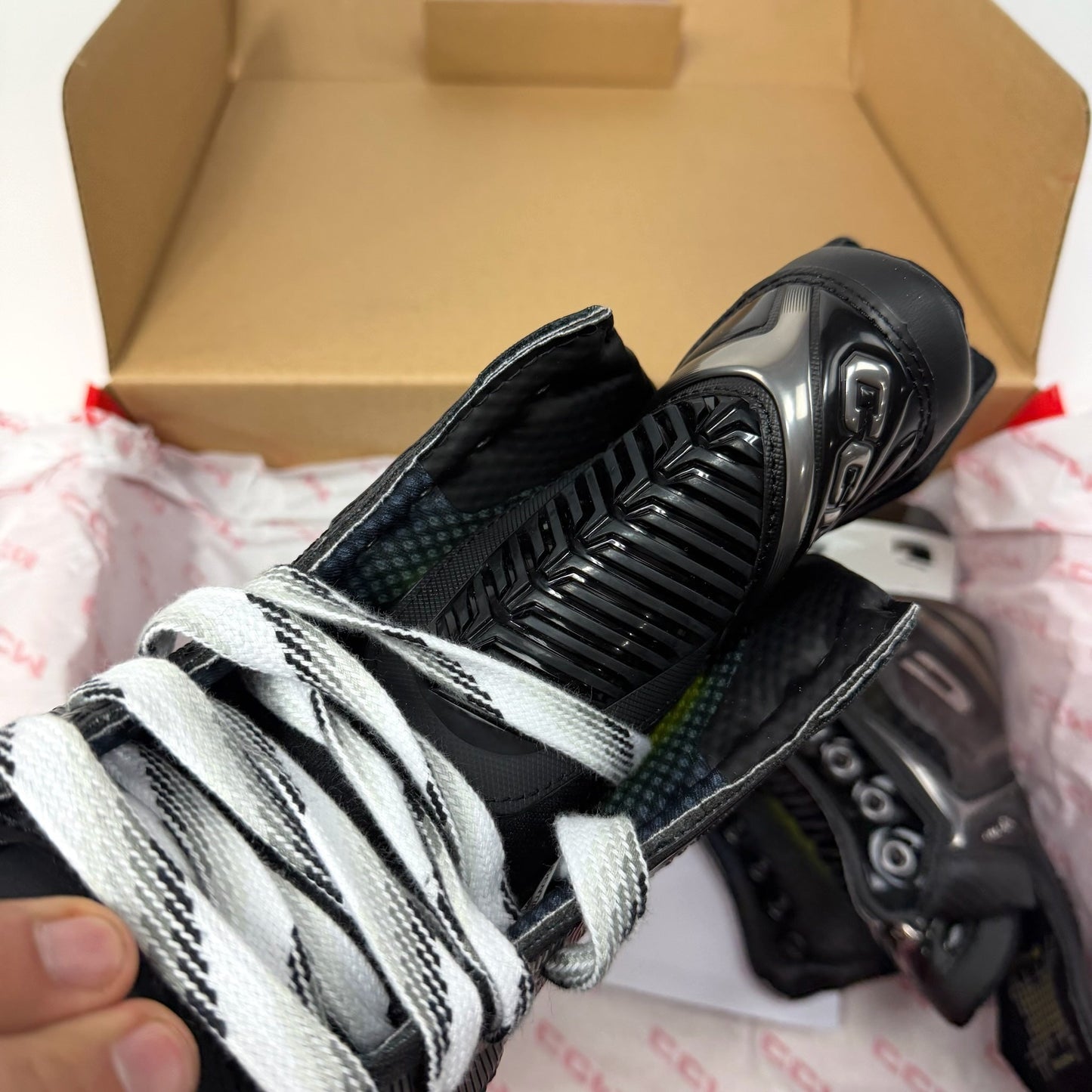 Brand New Retail CCM Tacks XF Pro Skates - Size 4 - Regular