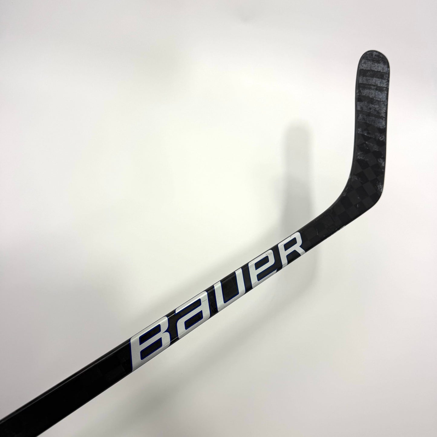 Used Left Bauer Nexus Geo | 87 Flex Malkin Pro Curve Grip | BH436