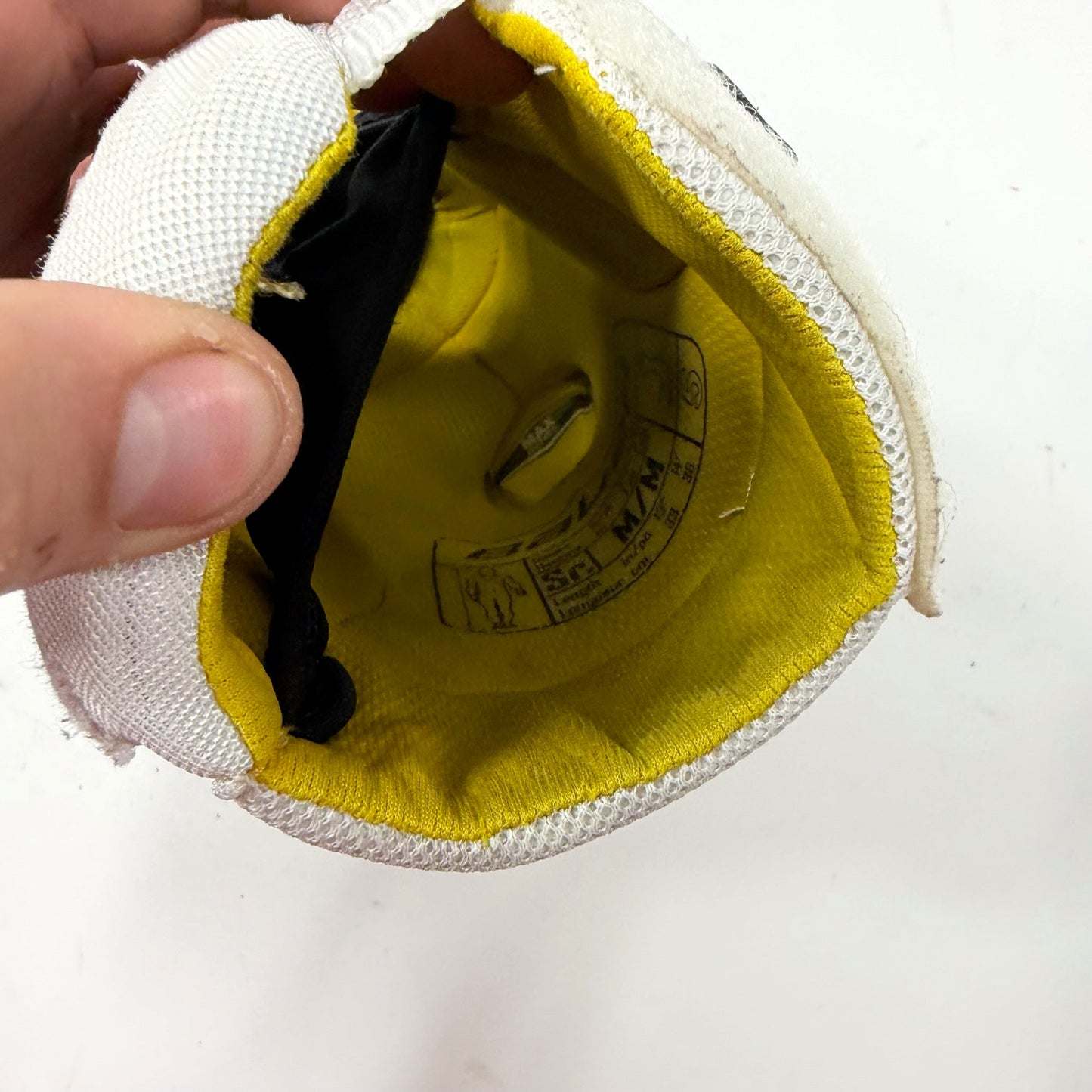 Used Bauer Supreme Total One Elbow Pads | Senior Medium | AB542