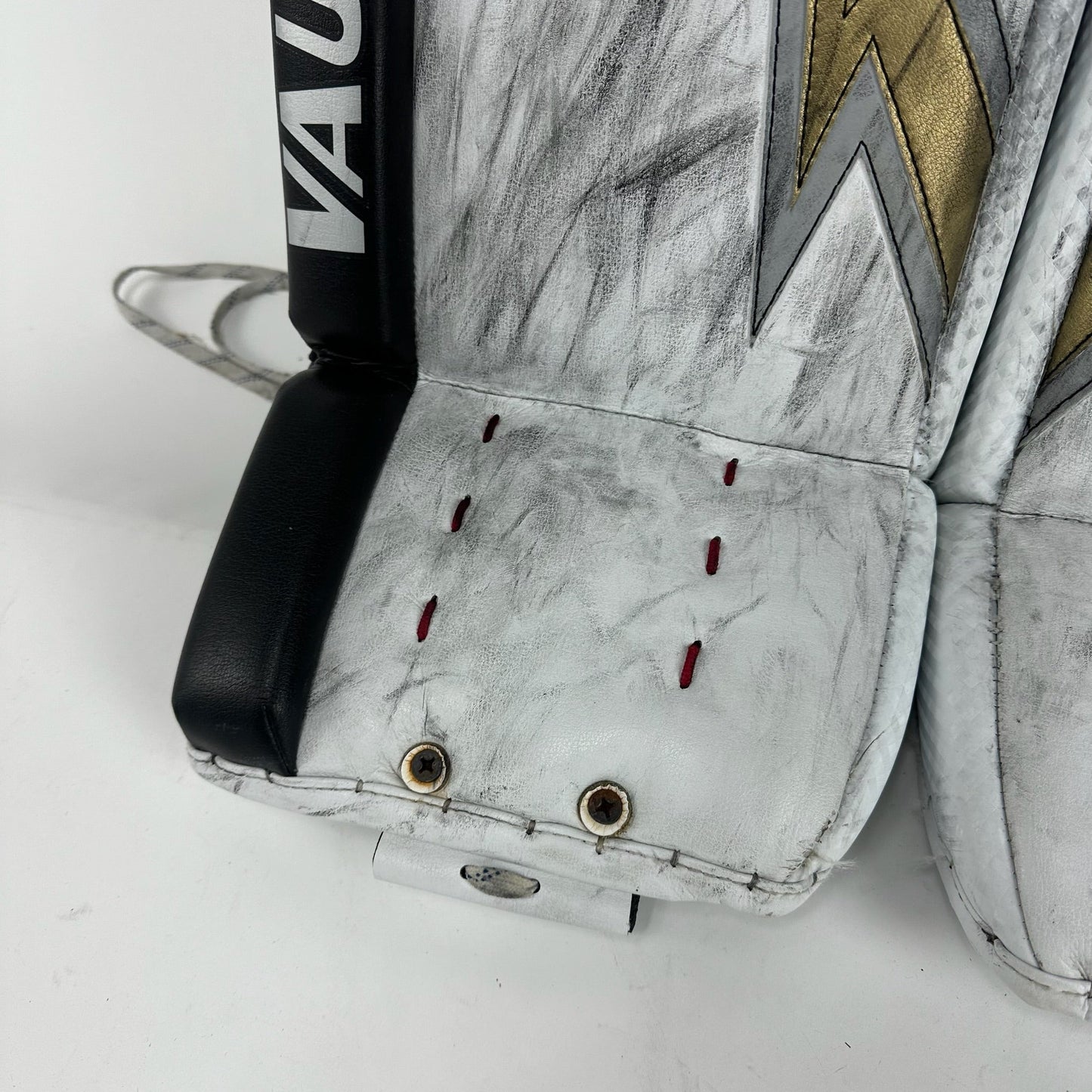 Used Vegas Knights White and Gold Vaughn V9 Goalie Leg Pads | Saville | 35+1" - Top Flight Hockey