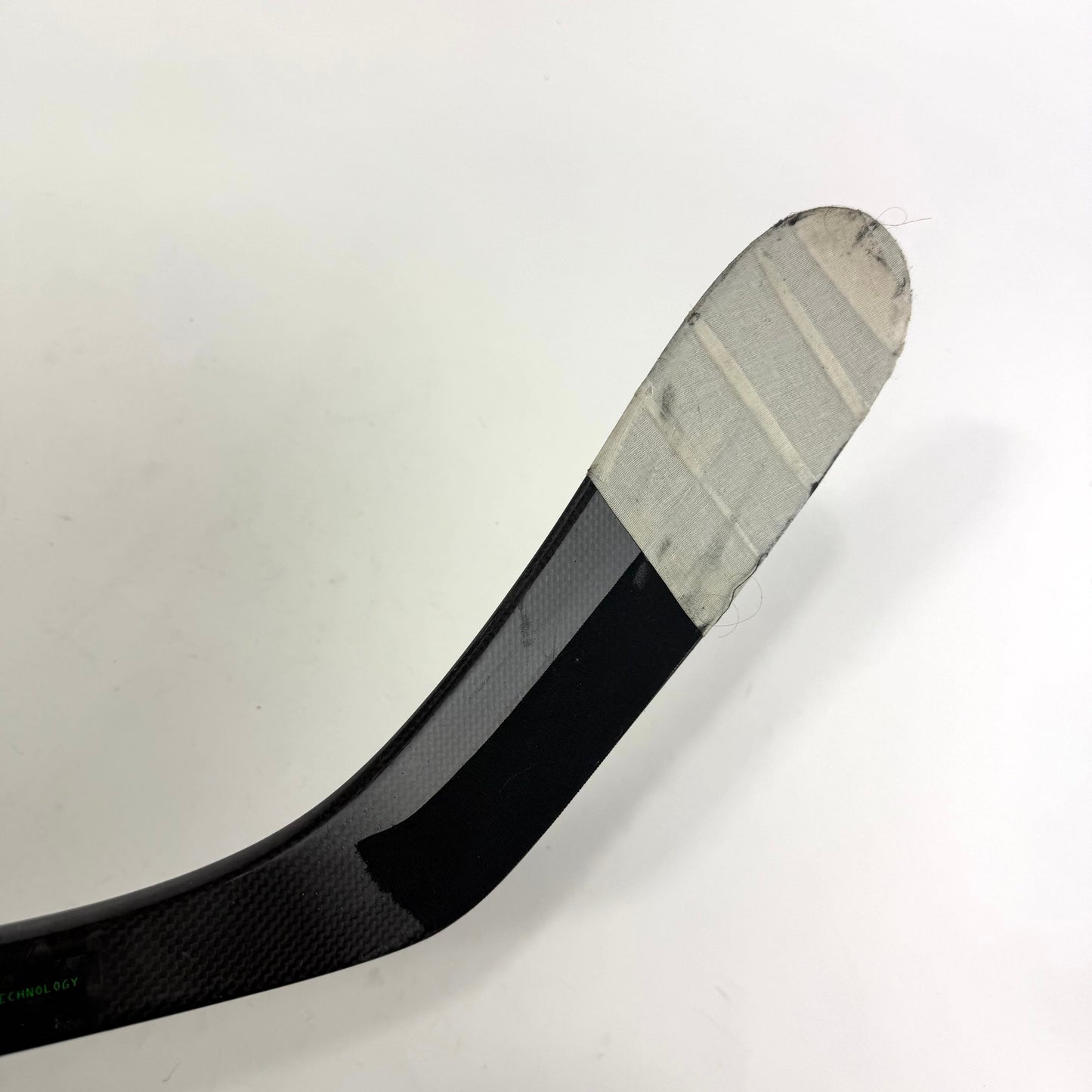 Kucherov Used Black Bauer Supreme Ultra Sonic | 77 Flex Fisher Pro Curve Grip | K239