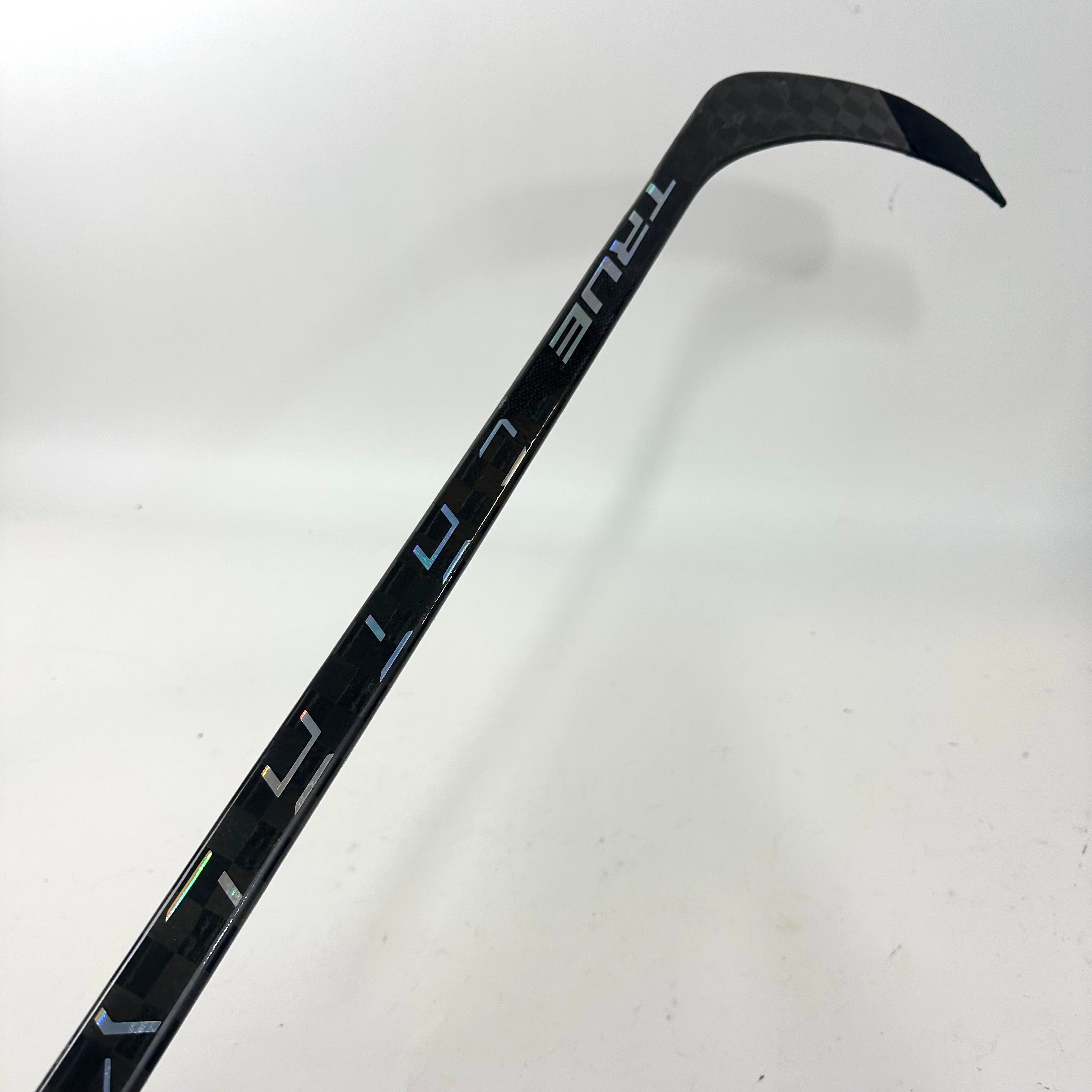 Used Left Handed True Catalyst 9X | 105 Flex | P90T Curve | Grip | Hague | A408