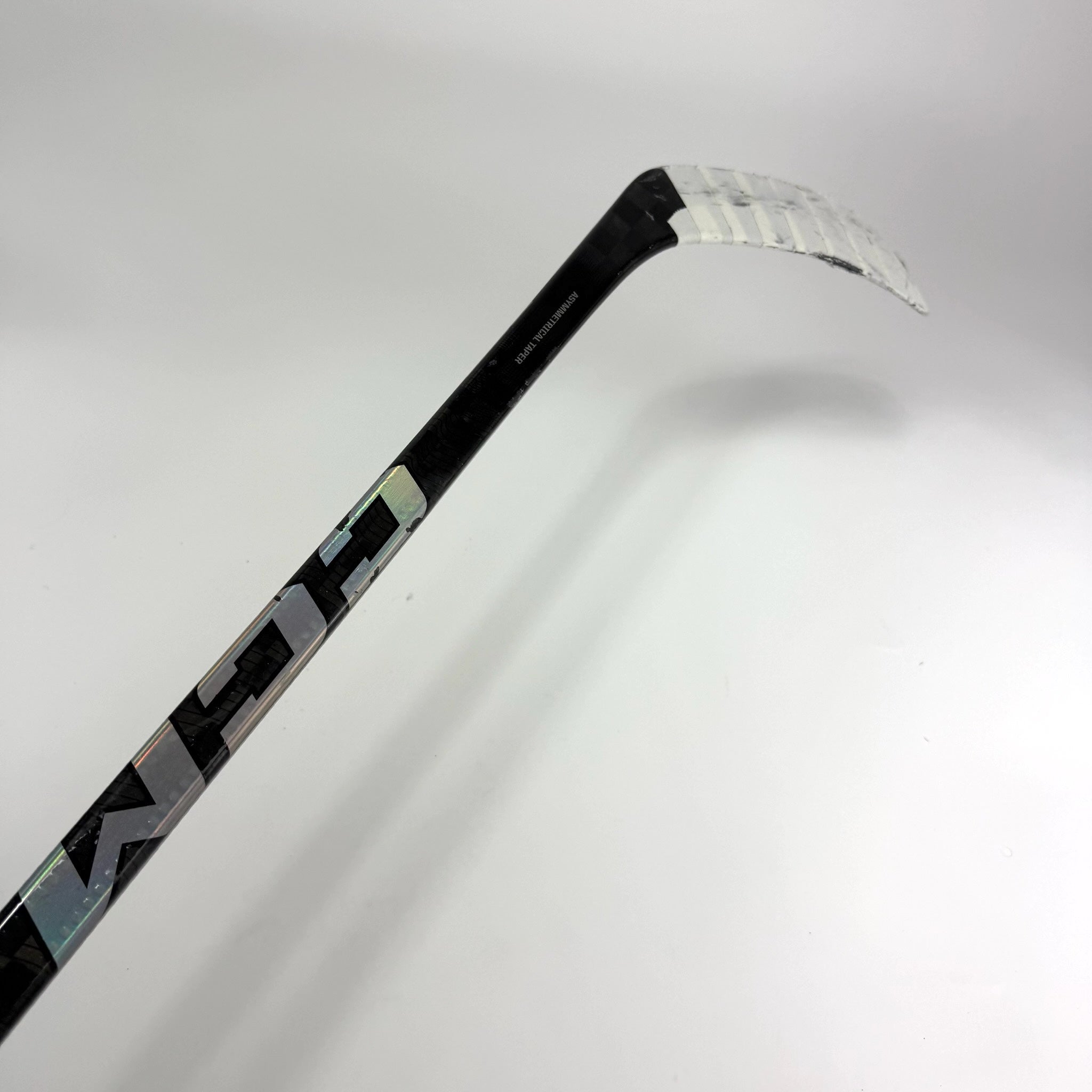 Used Left CCM Ribcor Trigger 8 Pro | 85 Flex P28 Curve Grip | F356 - Top Flight Hockey