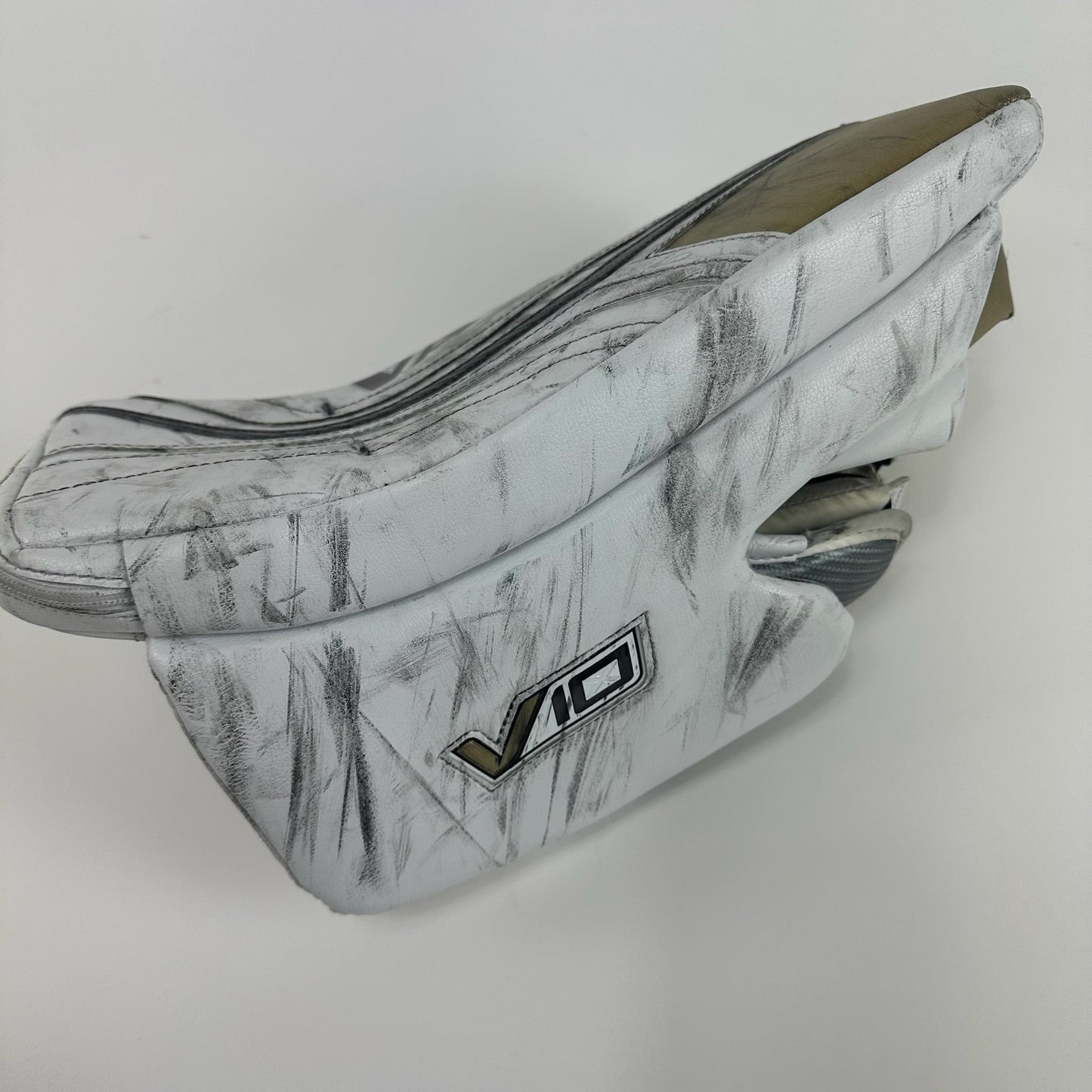 Used Custom Vegas Knights White and Gold Vaughn V10 Blocker | Full Right | Saville - Top Flight Hockey
