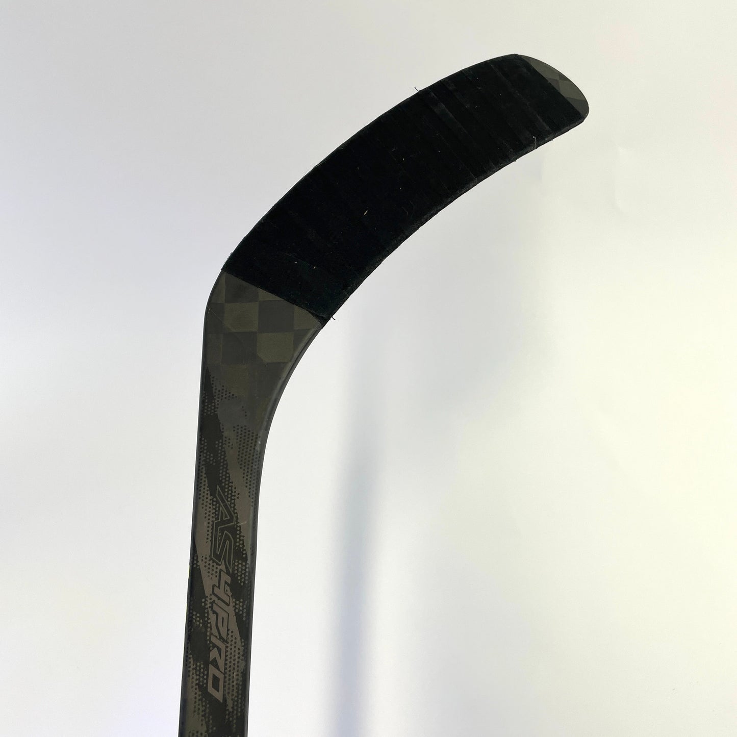 Used Left Handed CCM SuperTacks AS4 Pro | P40 Like Curve | 90 Flex | Grip | A682 - Top Flight Hockey