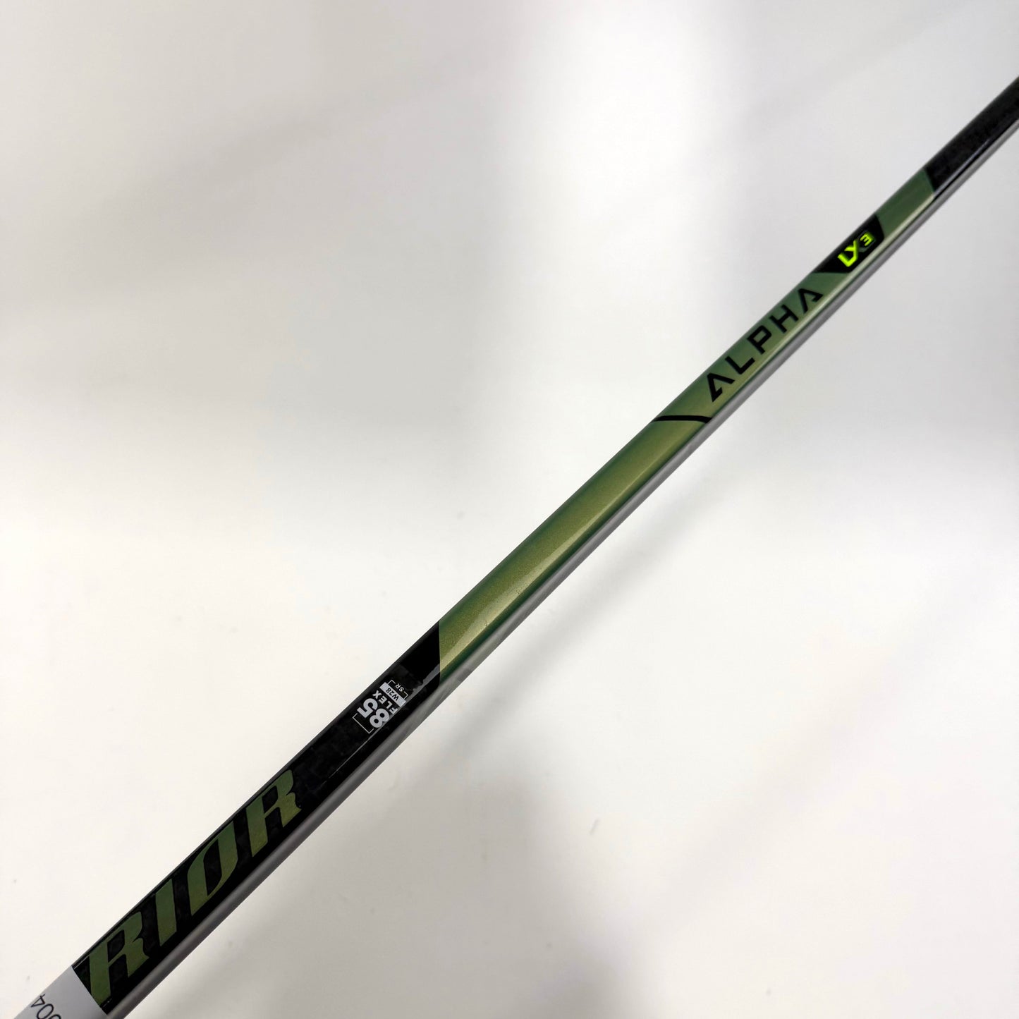 Used Left Warrior Alpha LX3 | 85 Flex W28 Curve Grip | AB904