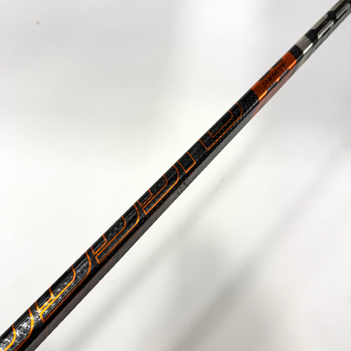 Used Right Orange Supreme 2S Pro | 82 Flex Custom P28 Curve Grip | AB189 - Top Flight Hockey