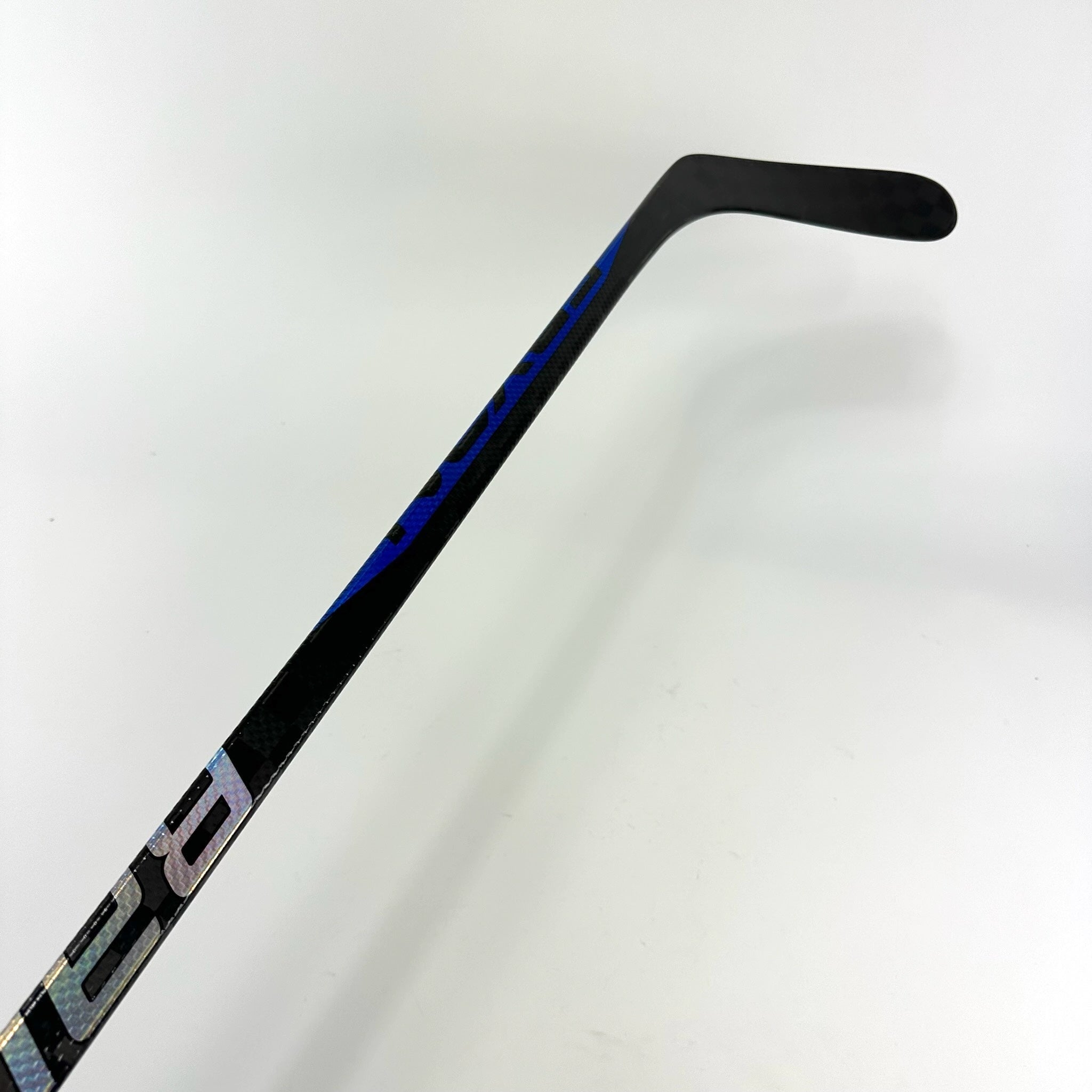 New Right Blue Bauer Nexus Sync | 87 Flex P92 Curve Grip | Archibald | K142