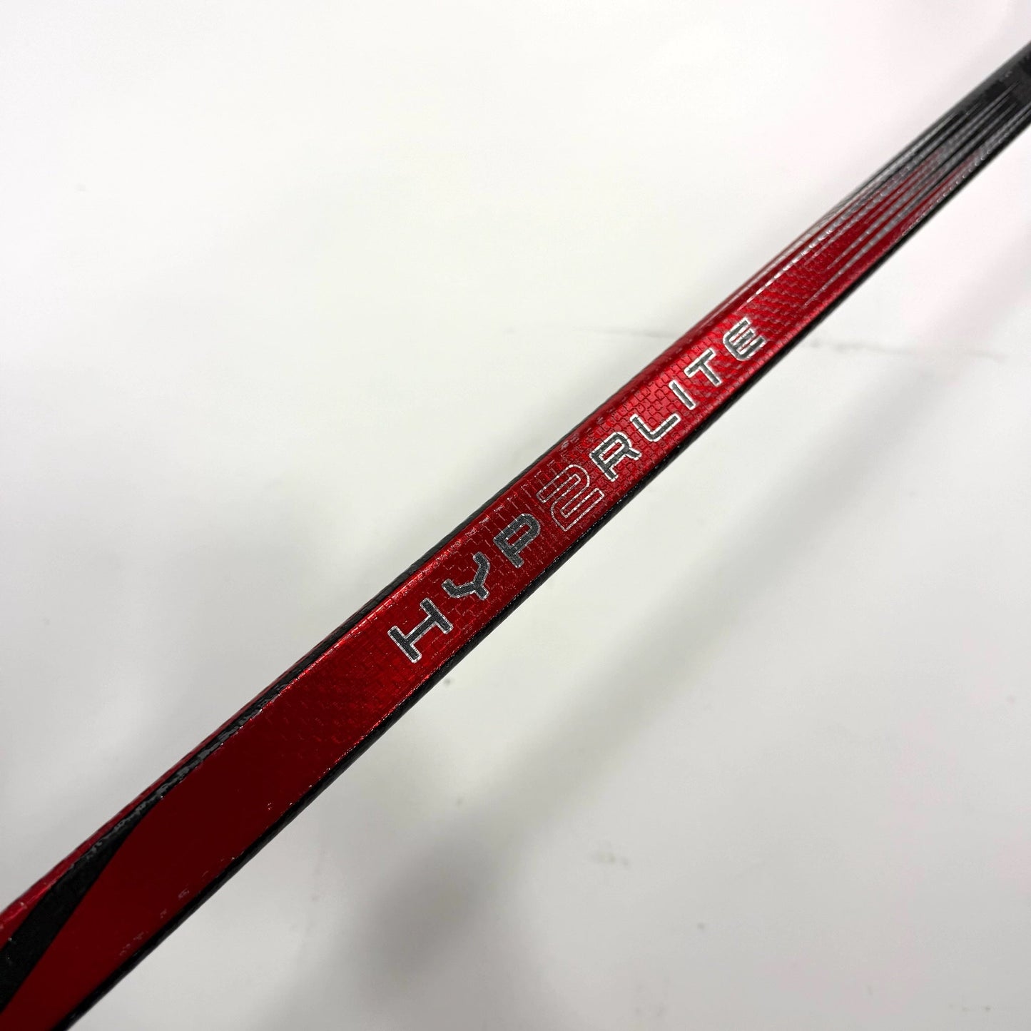 New Left Red Bauer Vapor Hyperlite 2 | 82 Flex P90TM Curve | Joe Veleno | BH120