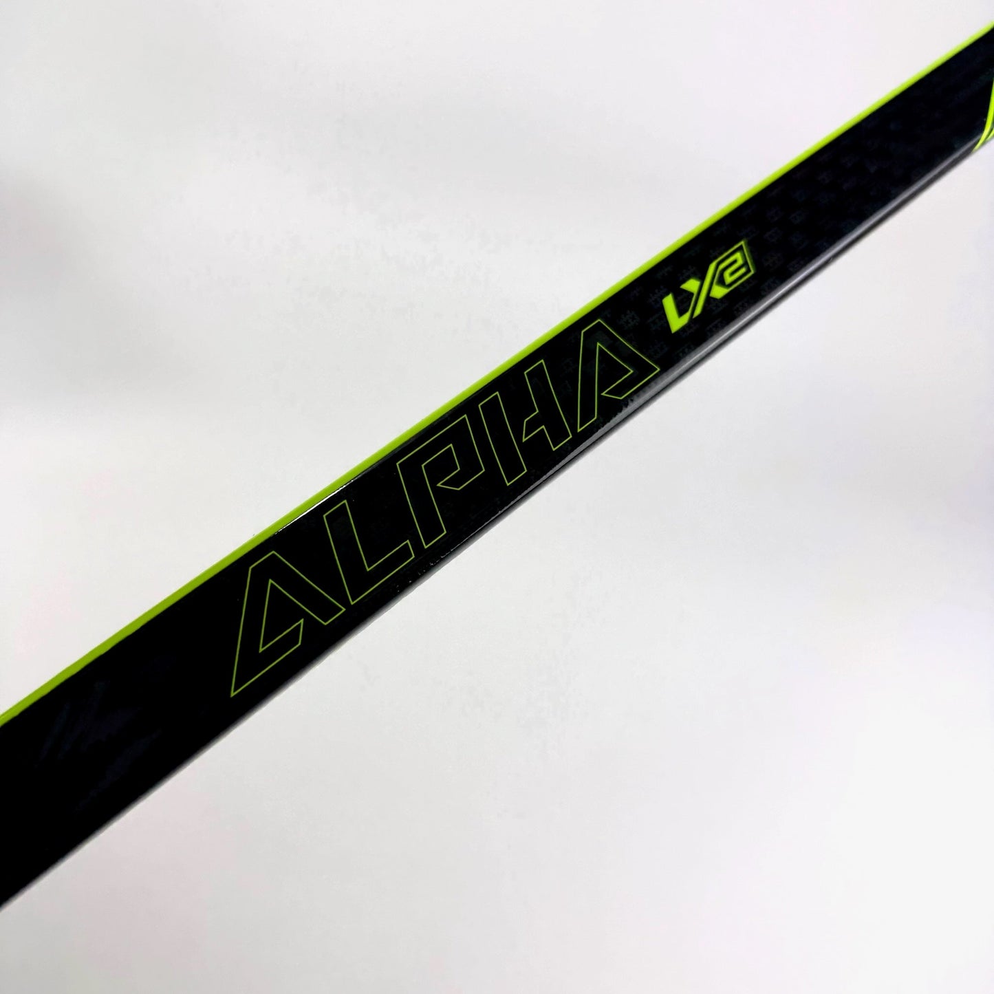 New Left Warrior Alpha LX2 | 75 Flex W90 Curve Grip | R536