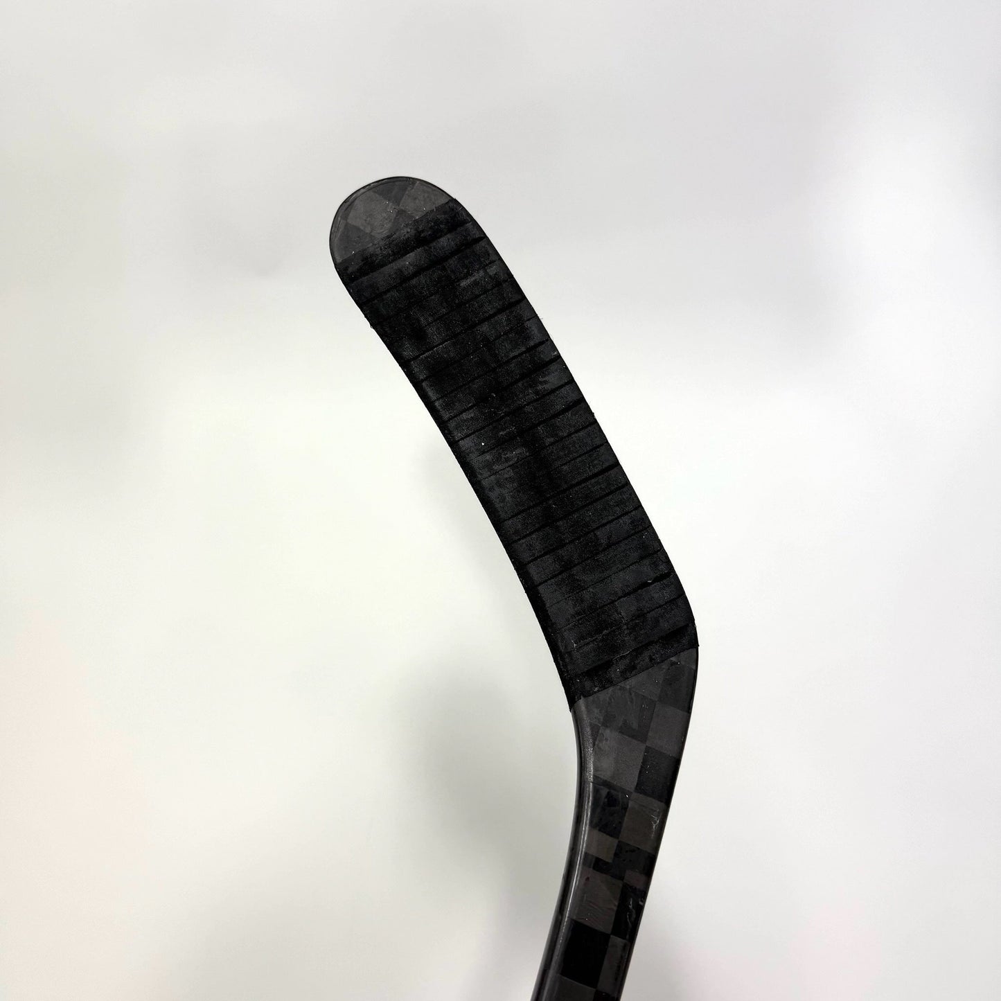 Used Left Black Bauer Vapor Hyperlite 2 | 107 Flex P92M Curve Grip | BH411 - Top Flight Hockey