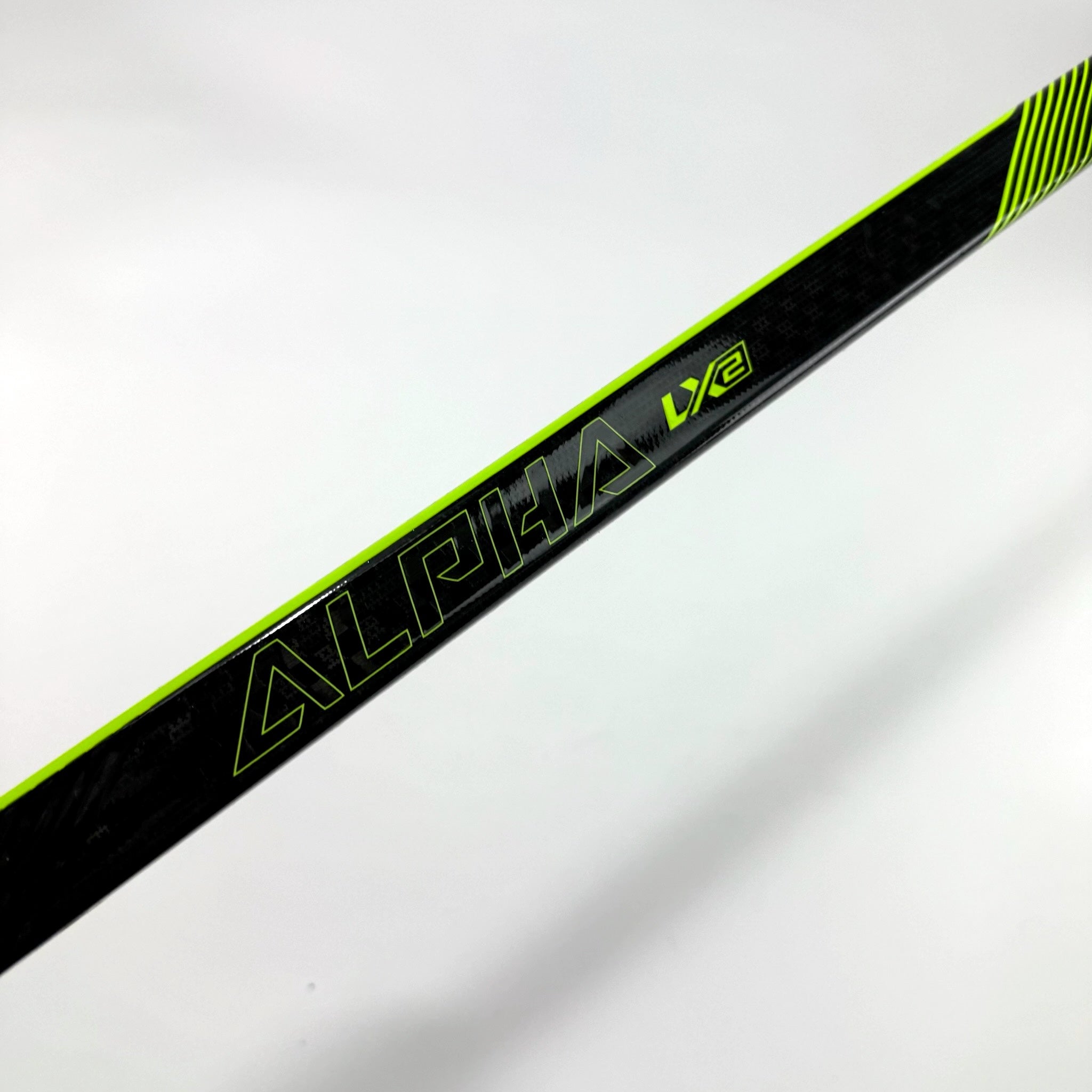 New Right Warrior Alpha LX2 | 85 Flex W90 Curve Grip | F277 - Top Flight Hockey