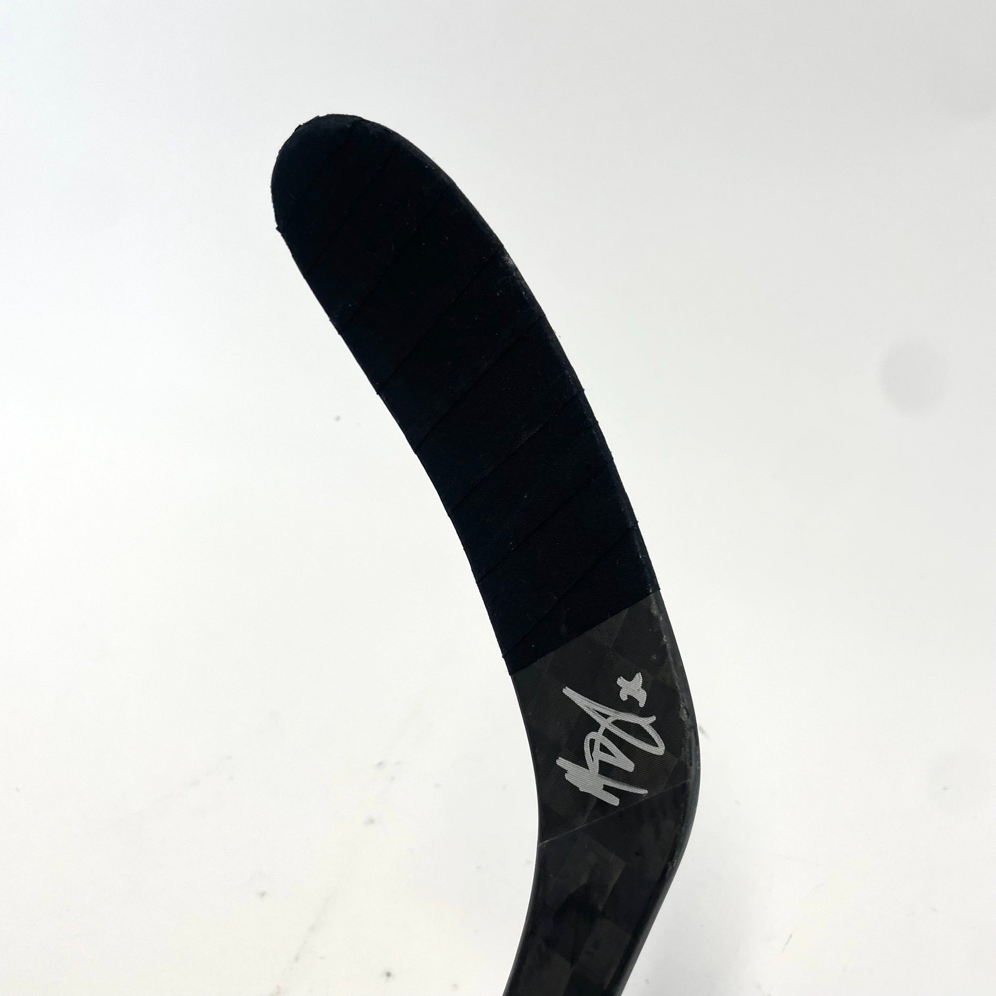 Maceachern | St Louis Blues | Used Left Handed CCM Ribcore Trigger 6 Pro P28 Curve 85 Flex Grip J269 - Top Flight Hockey