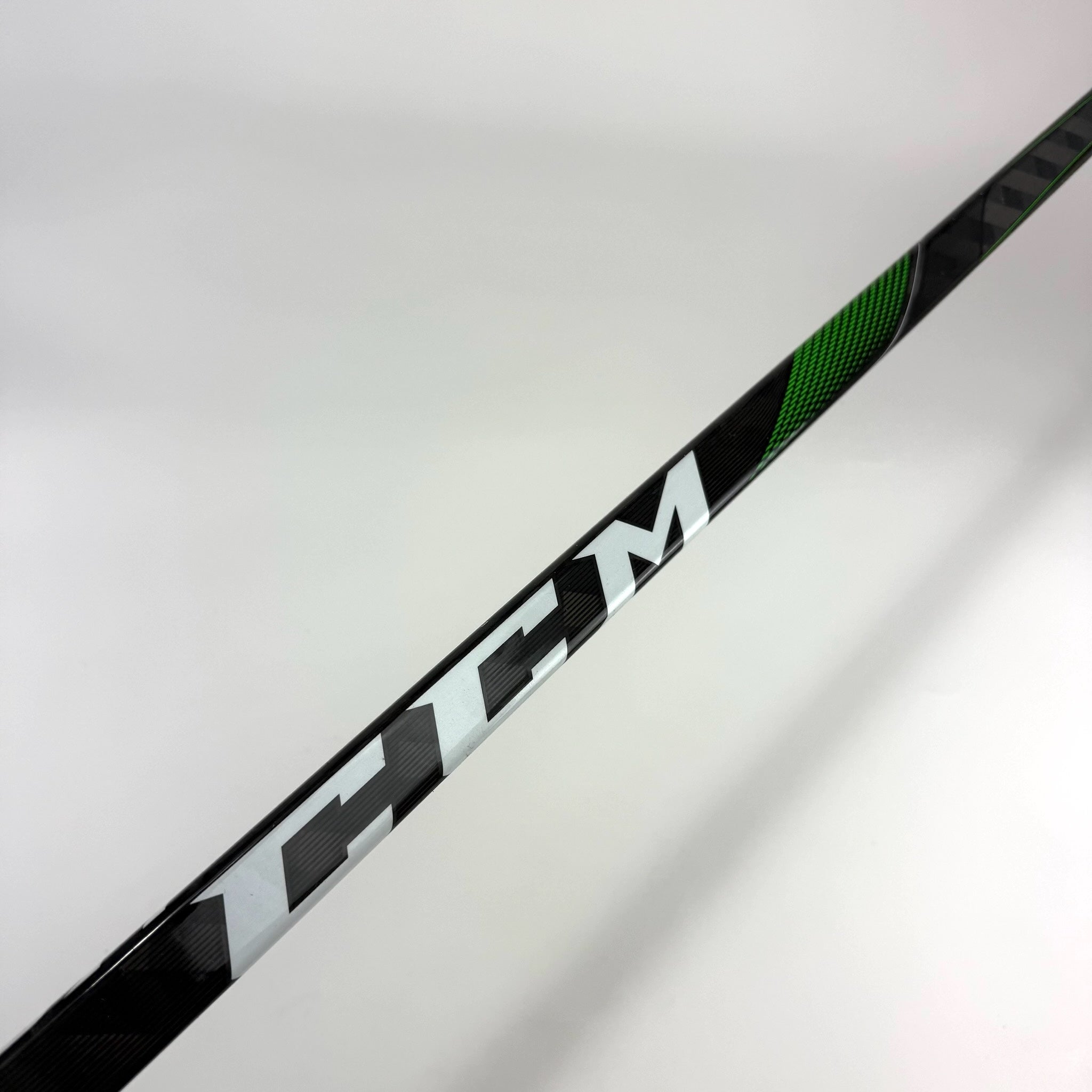 New Left CCM Ribcor Trigger 4 Pro | 100 Flex P92 Curve Grip | F287 - Top Flight Hockey