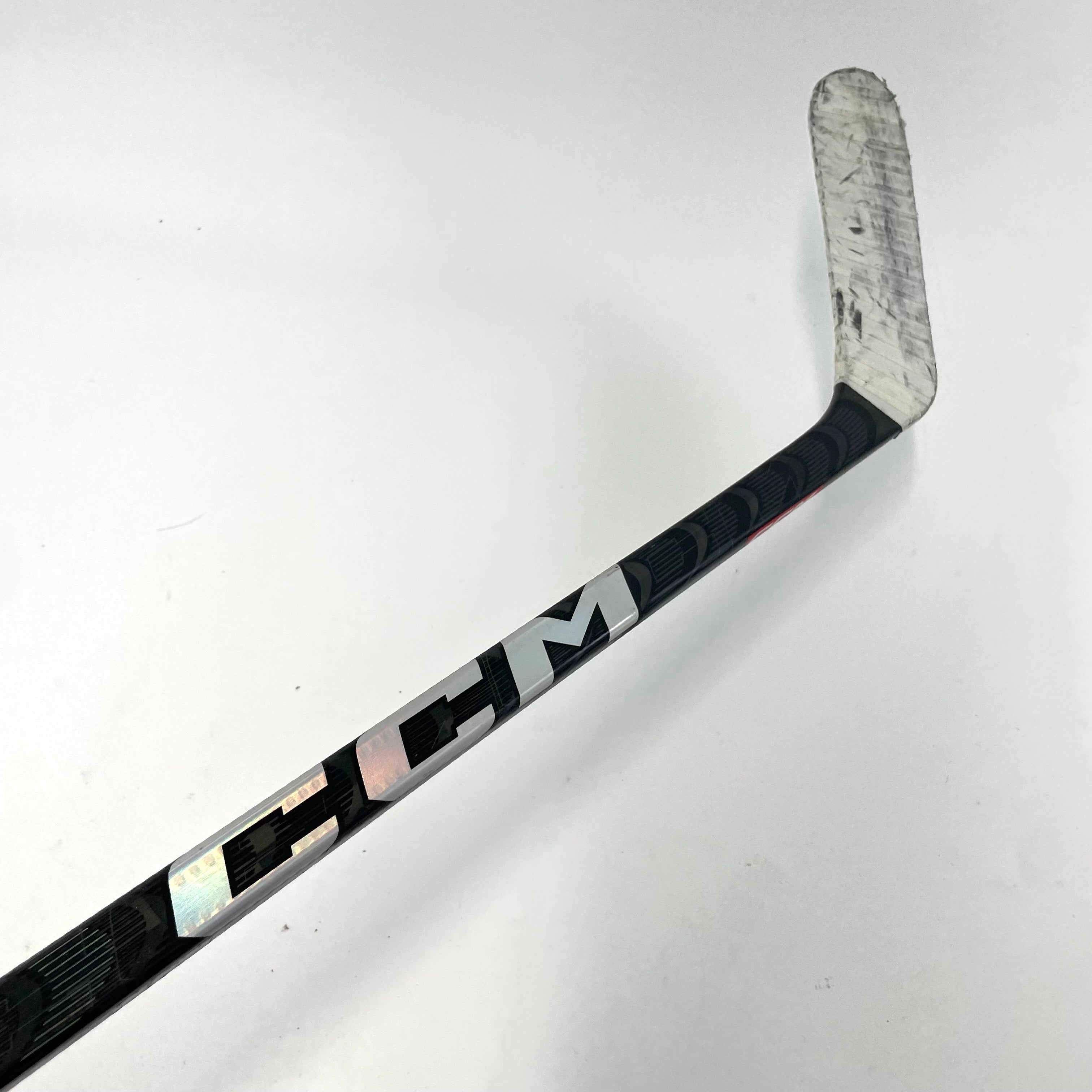 Used Left Handed CCM Jetspeed FT5 Pro | 80 Flex | P28M Custom Curve | Grip | E206