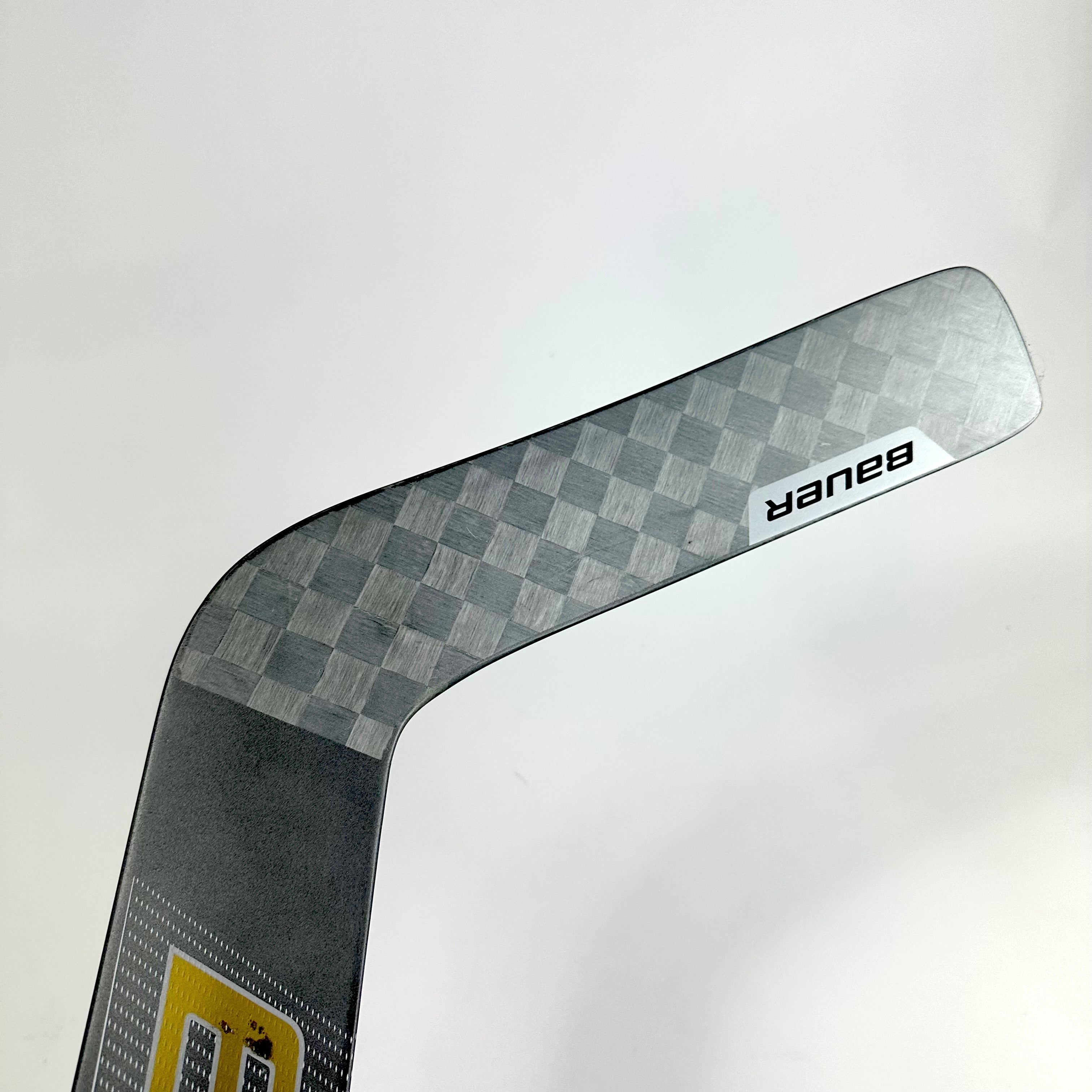 New Full Right Bauer Vapor Hyperlite Goalie Stick | 25" Paddle | P31 Curve | M655 - Top Flight Hockey