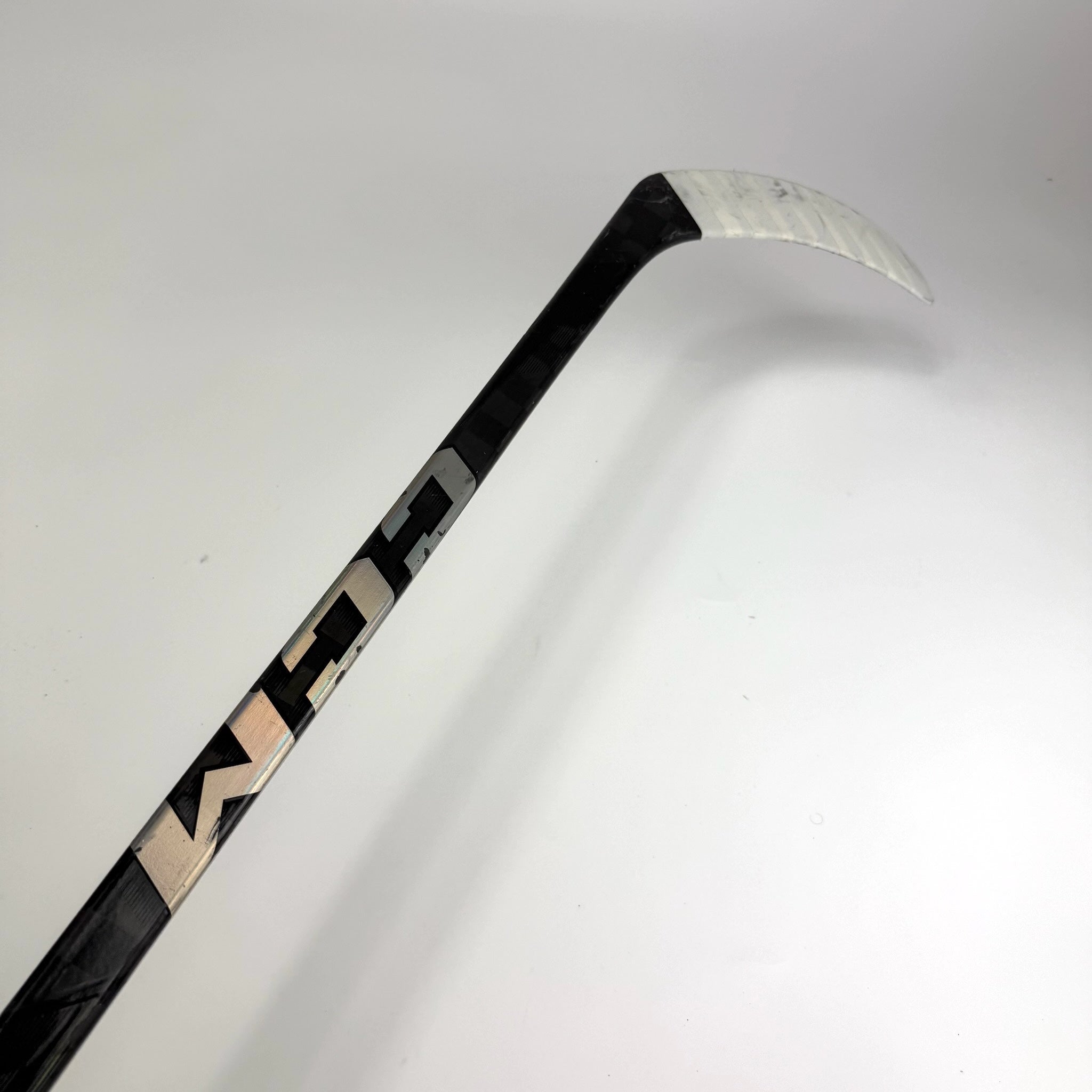 Used Left Black Jetspeed FT7 Pro | 65 Flex P92 Curve Grip | F411 - Top Flight Hockey
