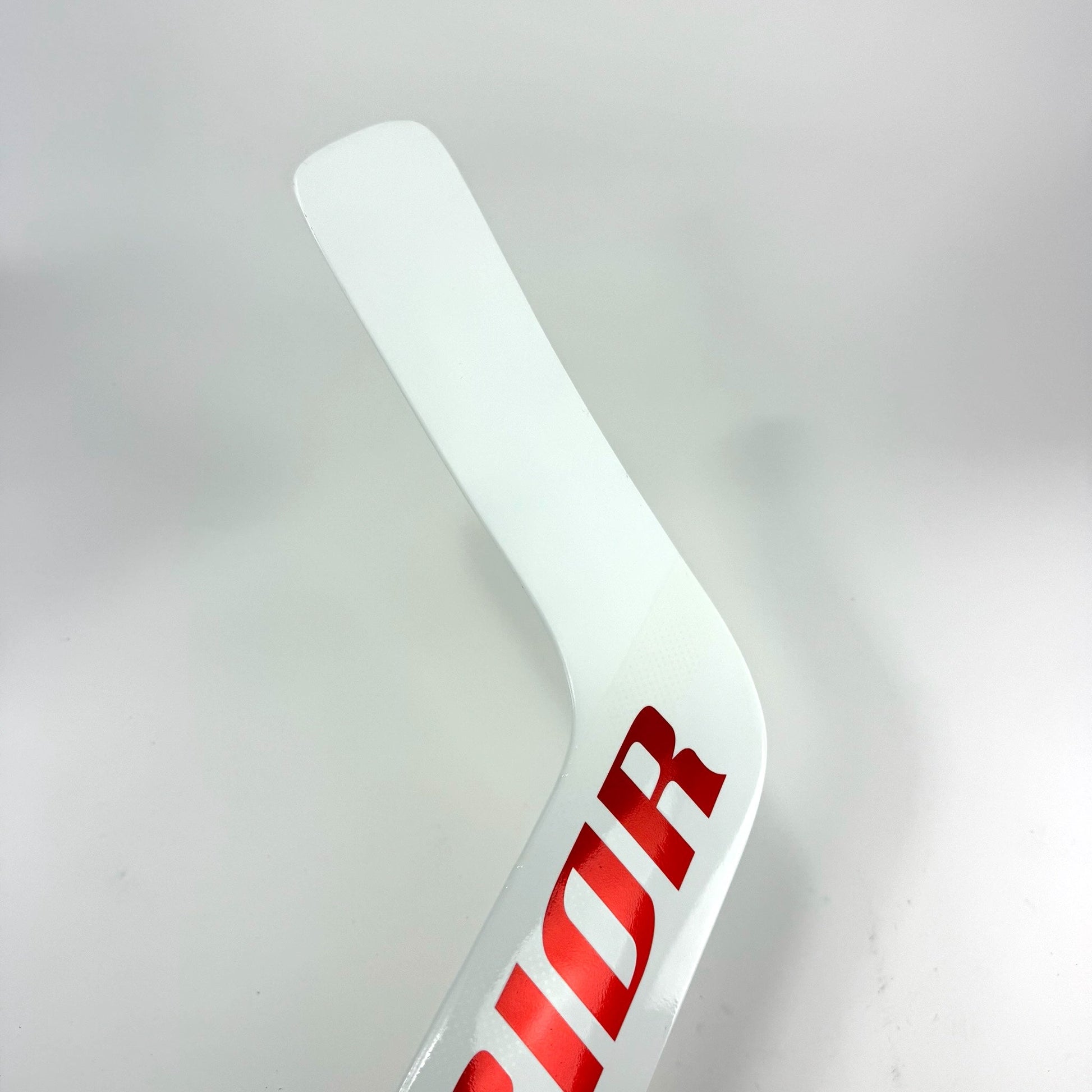 New Regular White and Red Warrior Ritual V4 | 23" Paddle W31 Curve | Lyon | J796 - Top Flight Hockey